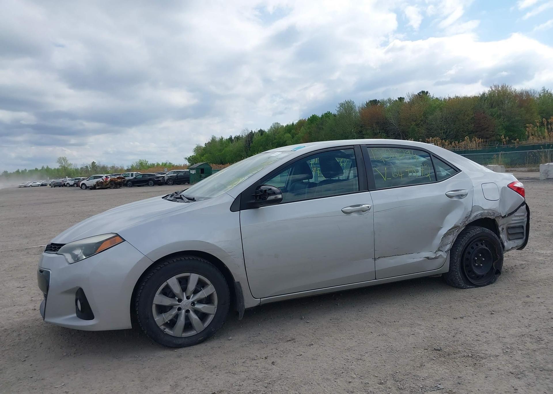2016 TOYOTA COROLLA