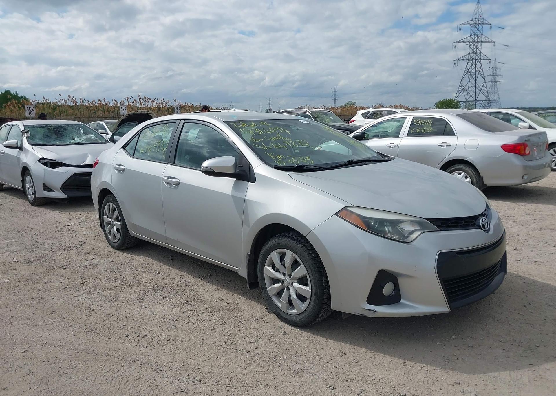 2016 TOYOTA COROLLA