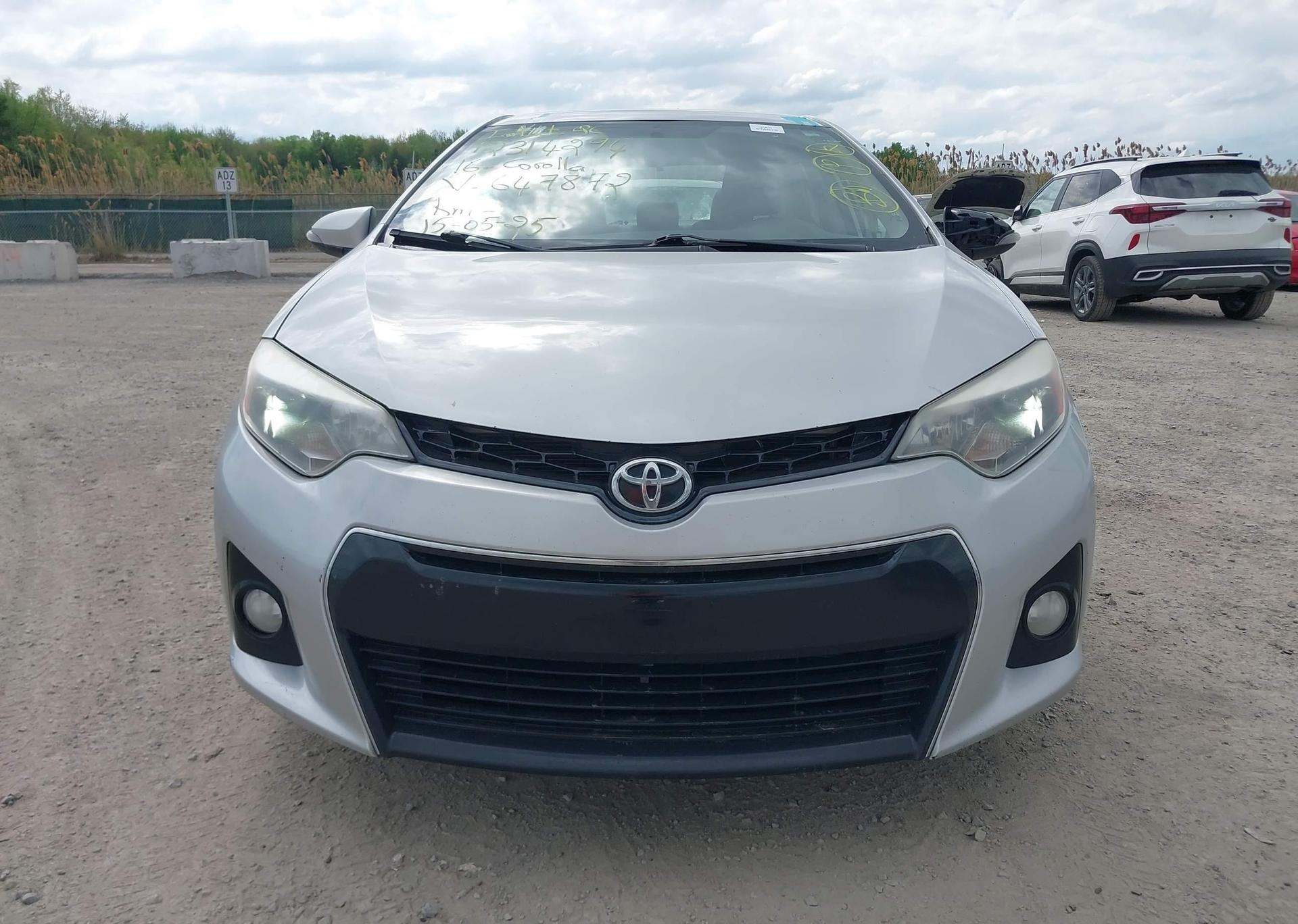 2016 TOYOTA COROLLA