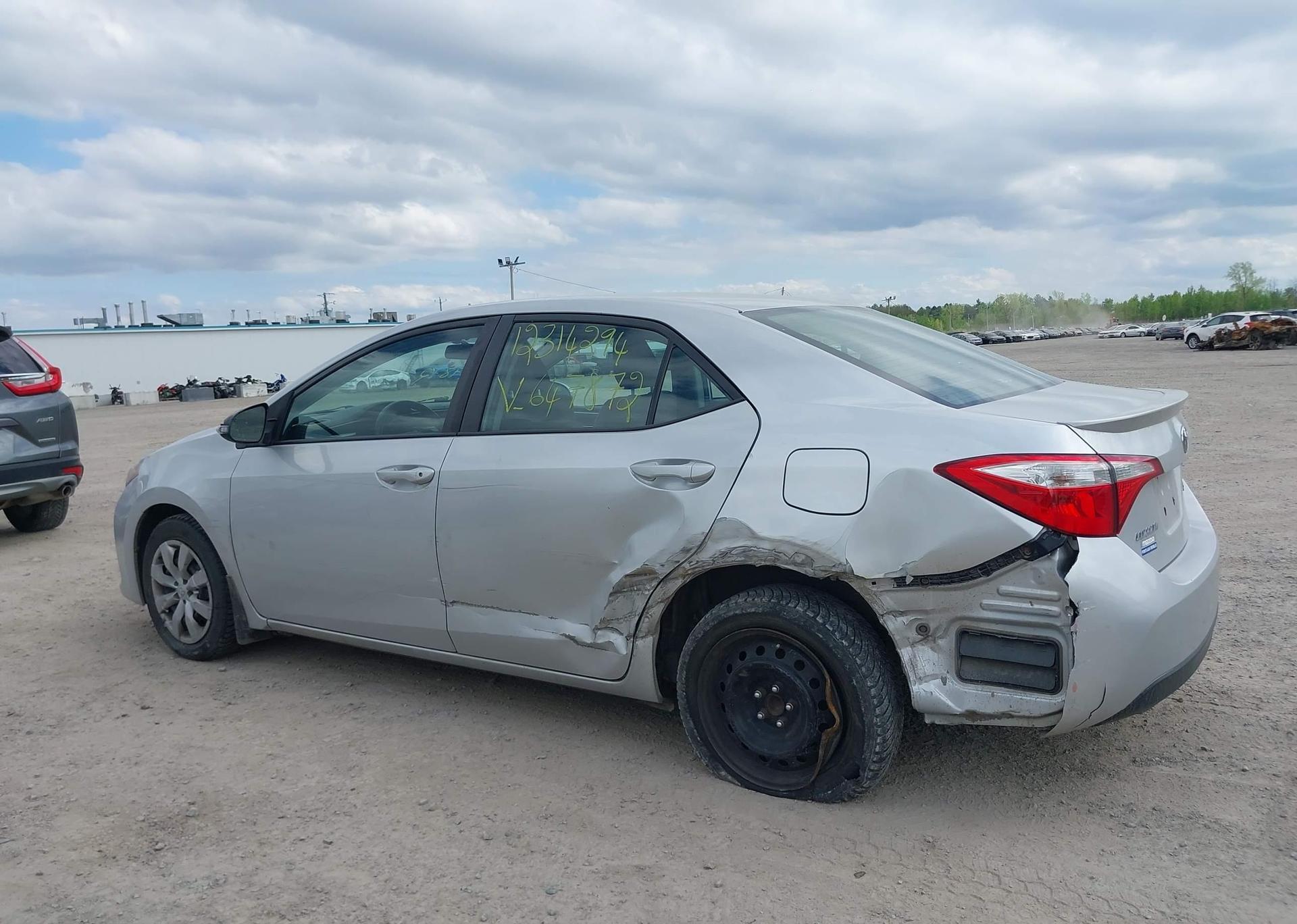 2016 TOYOTA COROLLA