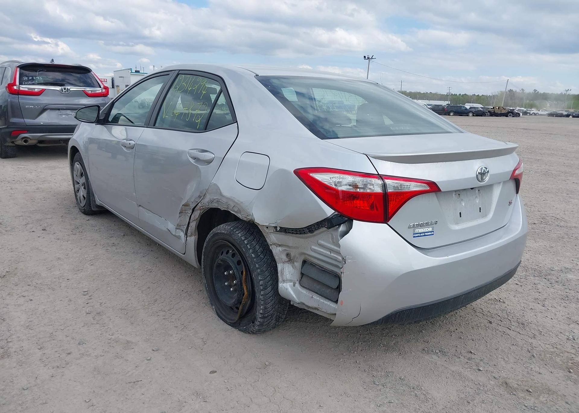 2016 TOYOTA COROLLA