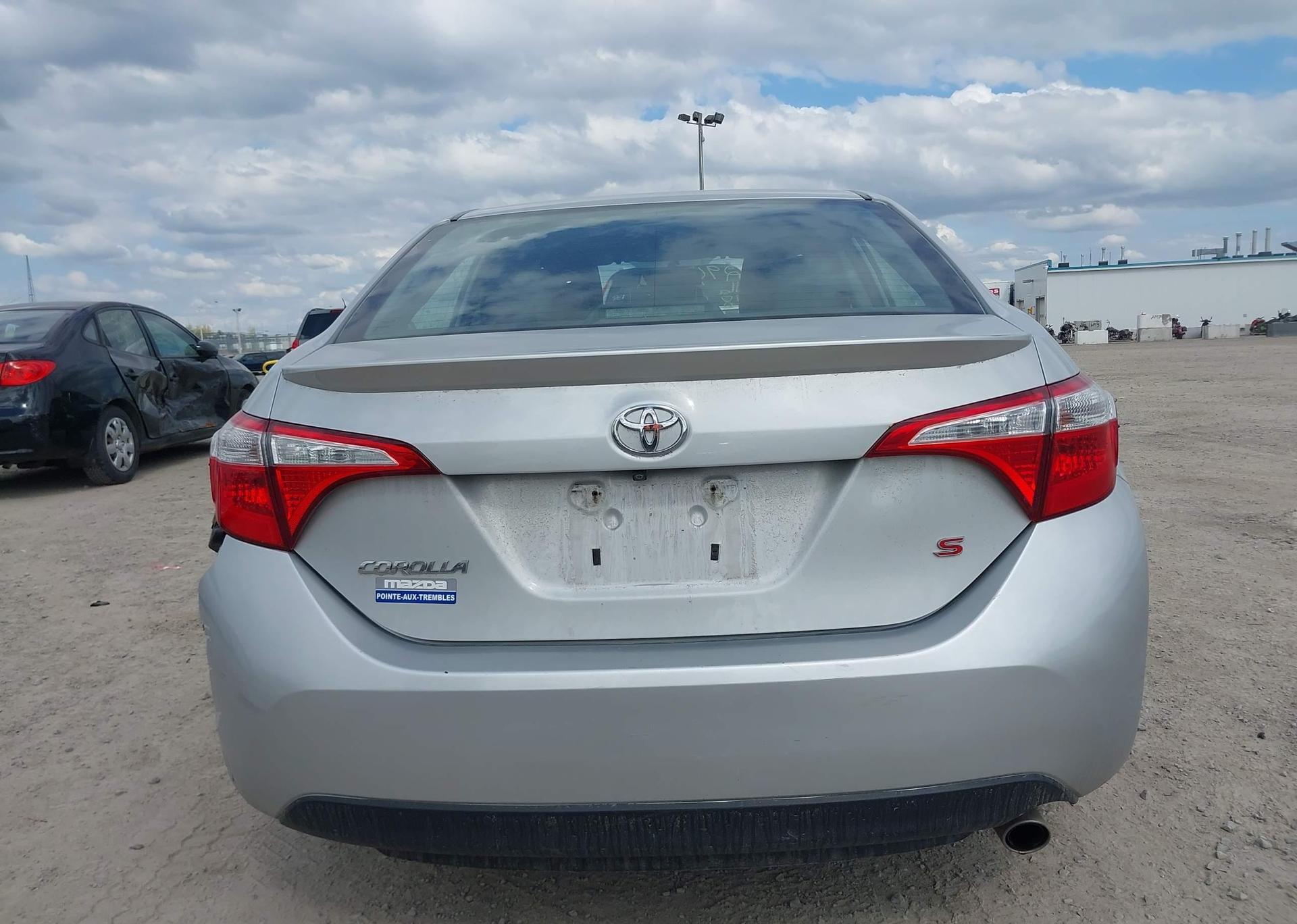 2016 TOYOTA COROLLA
