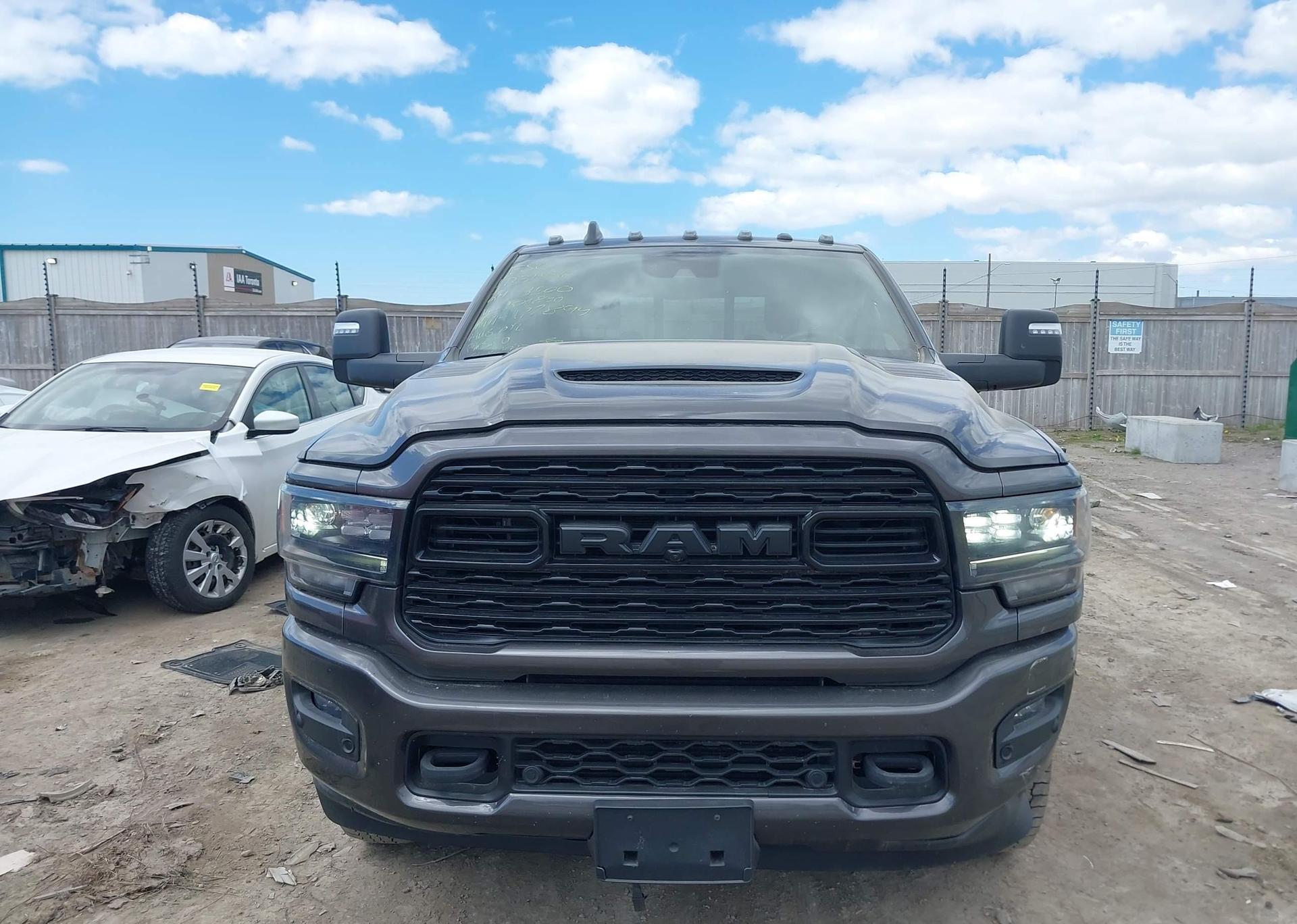 2024 RAM 3500 LIMITED