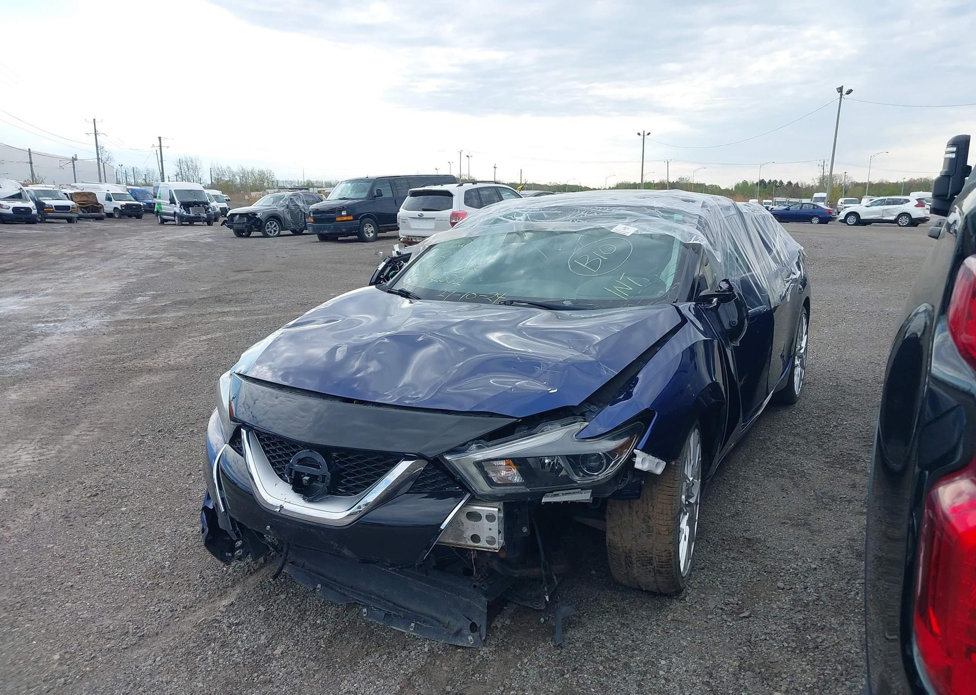 2016 NISSAN MAXIMA
