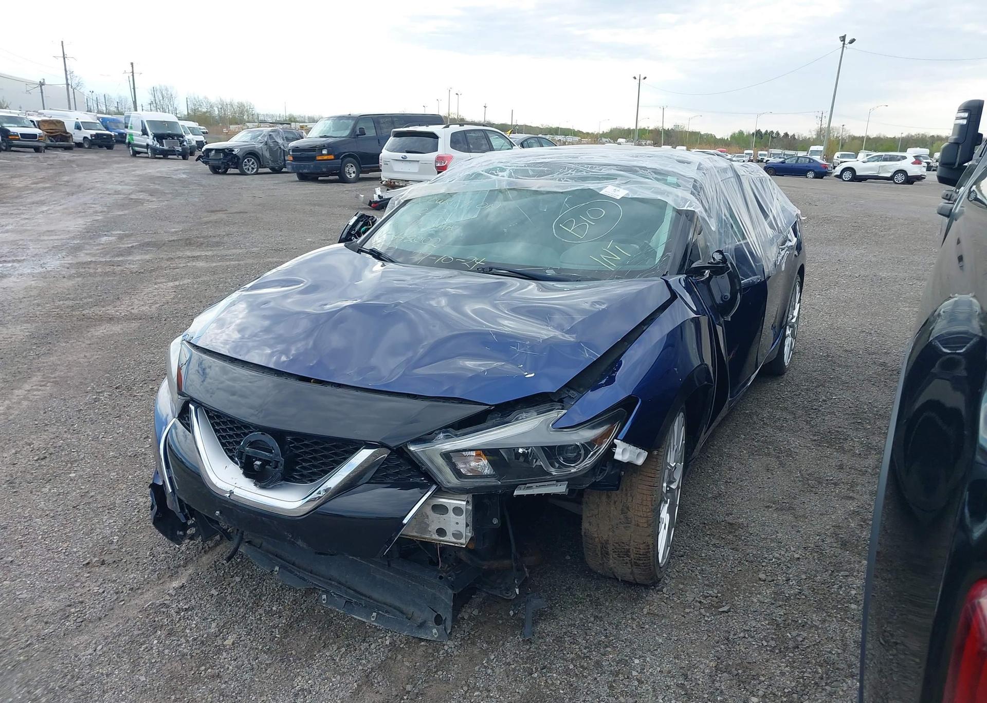 2016 NISSAN MAXIMA