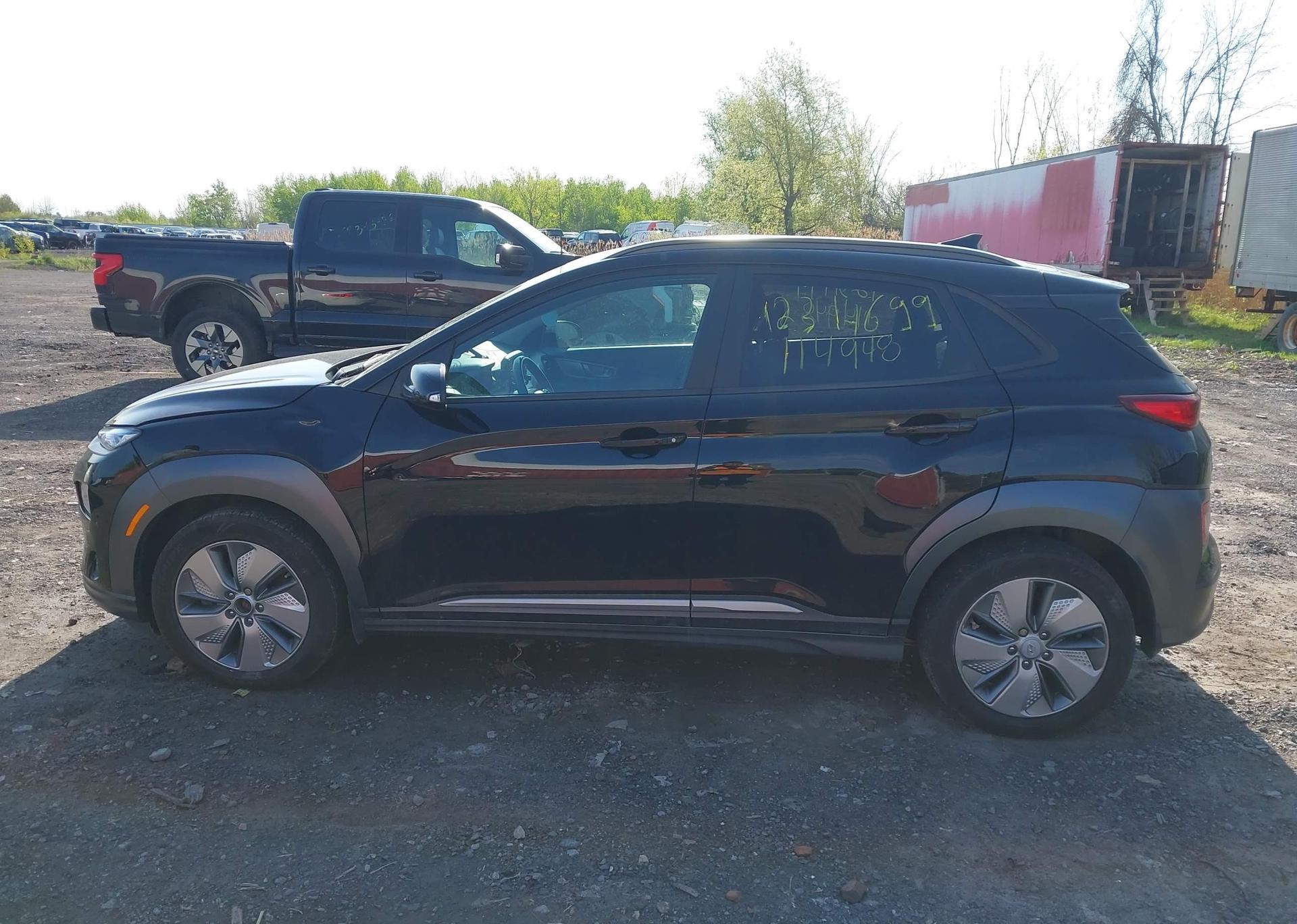 2021 HYUNDAI KONA SEL