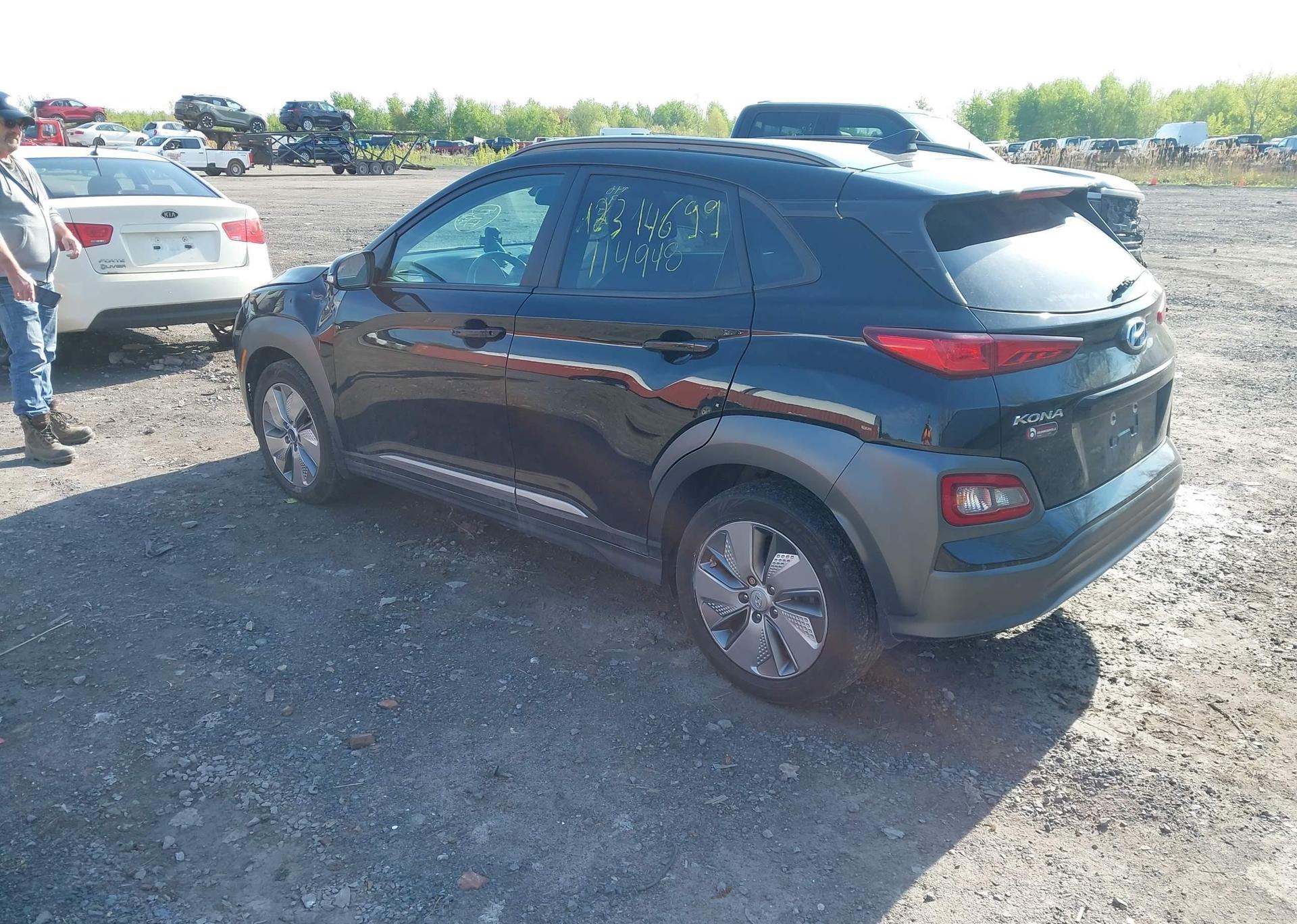 2021 HYUNDAI KONA SEL
