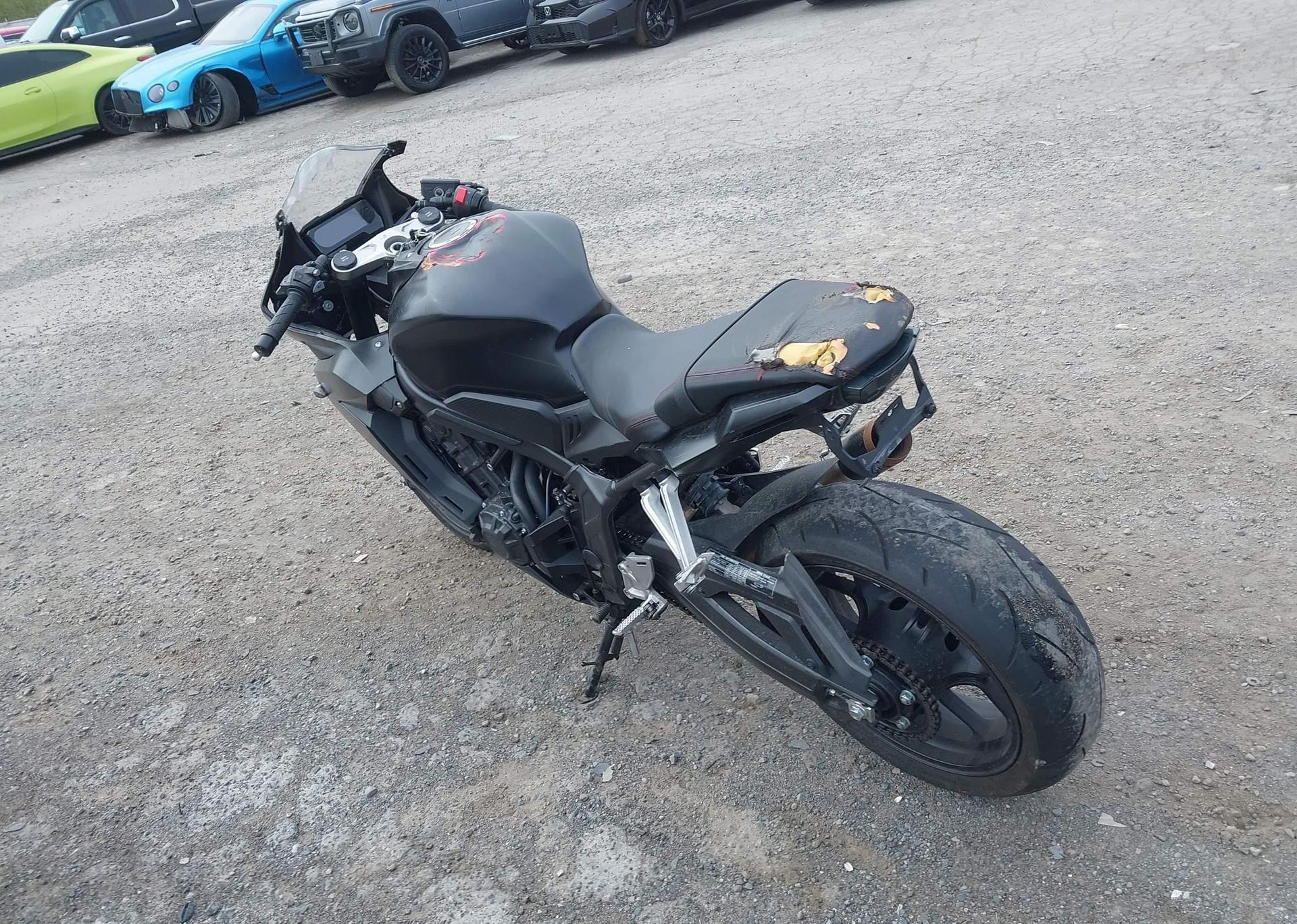 2023 HONDA CBR650 RA