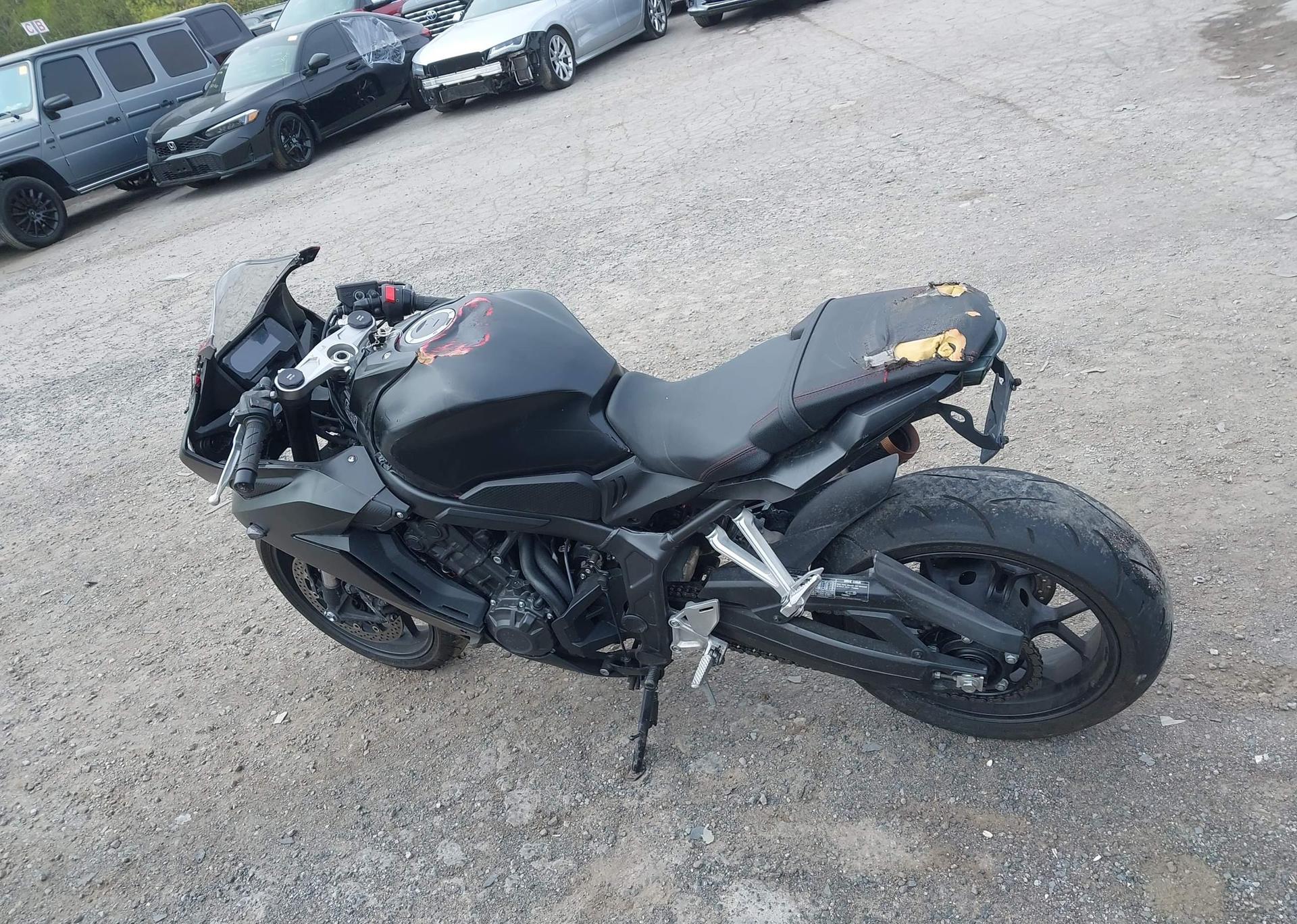 2023 HONDA CBR650 RA