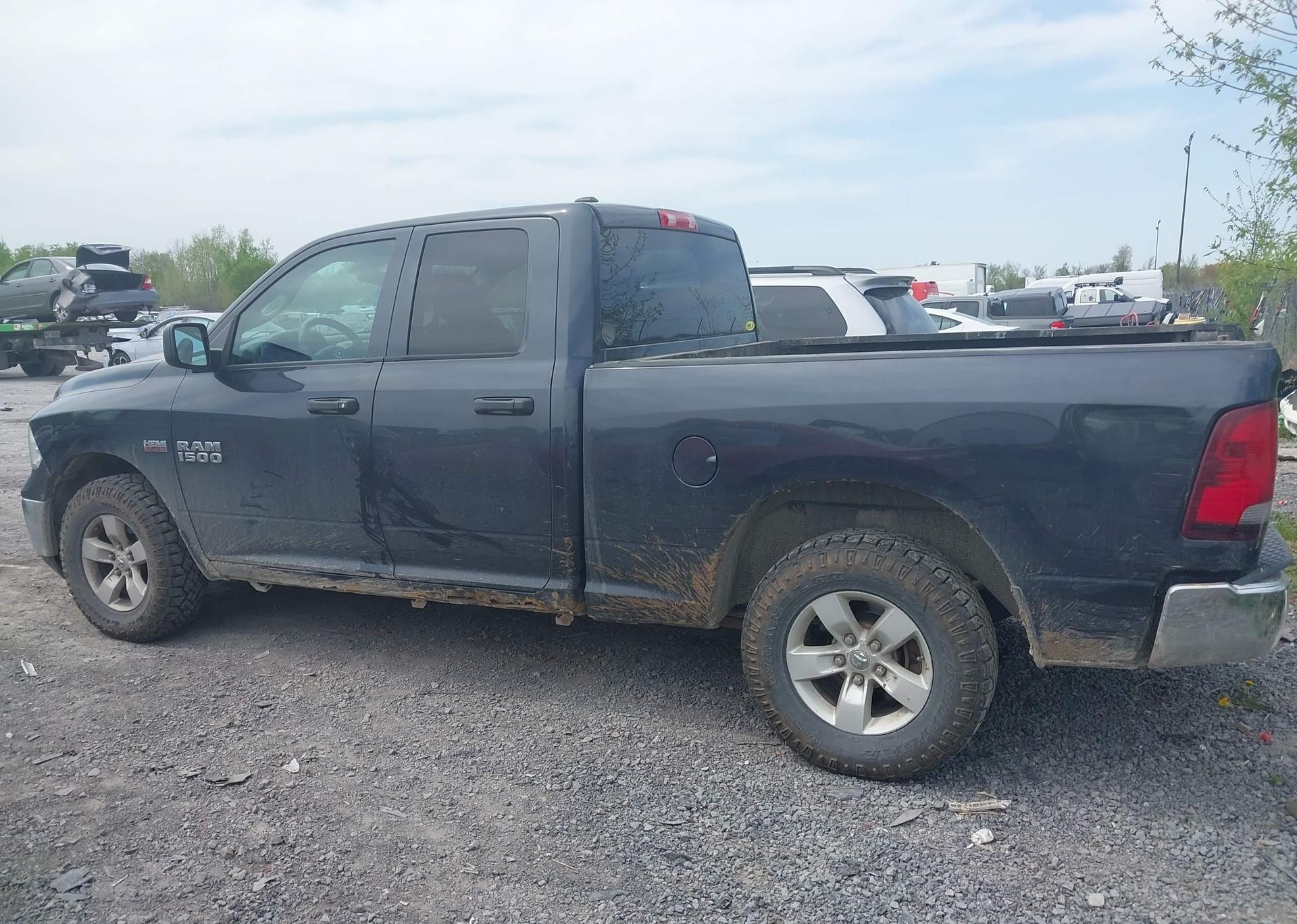 2016 RAM 1500 ST