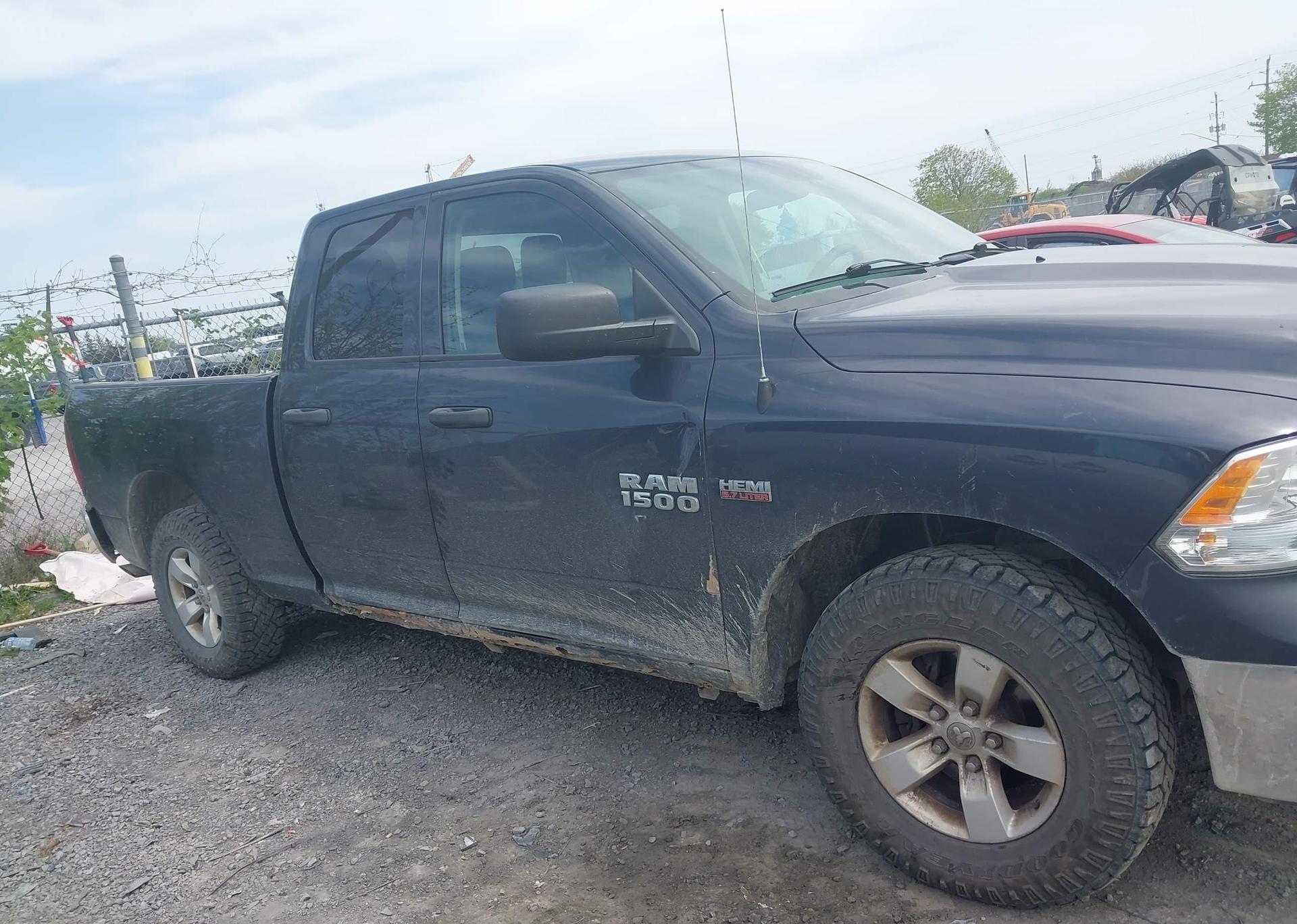 2016 RAM 1500 ST