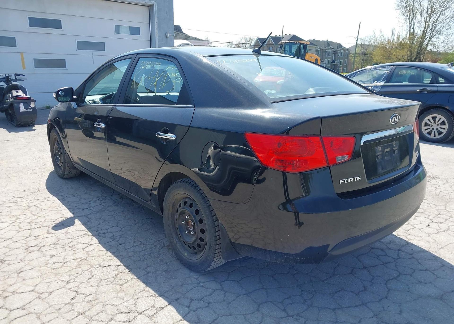 2010 KIA FORTE EX