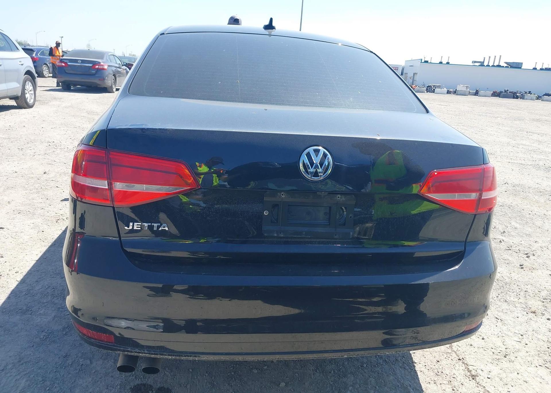 2015 VOLKSWAGEN JETTA
