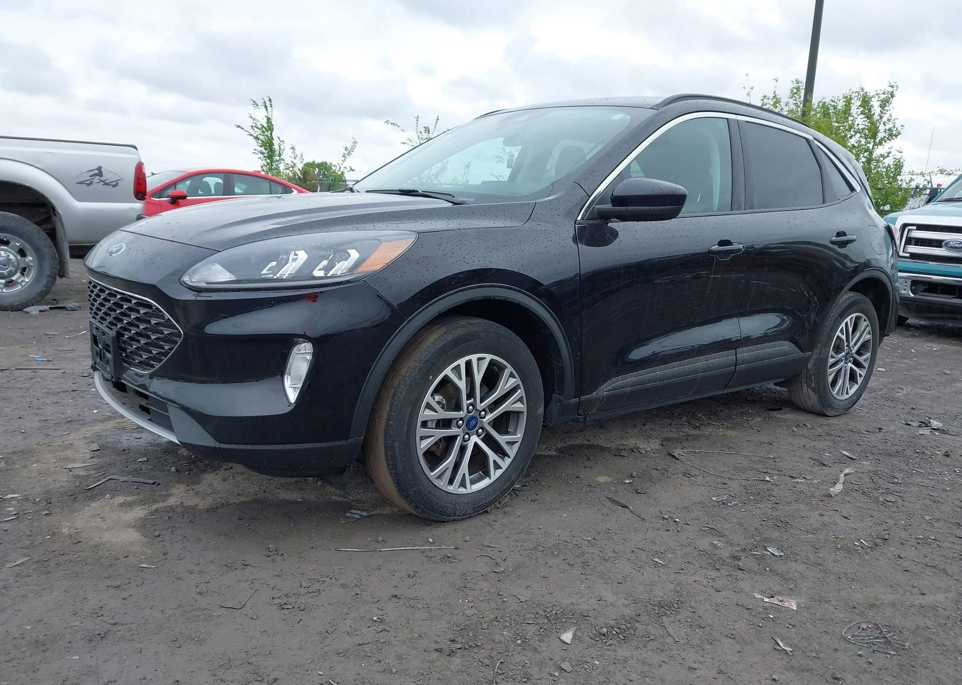 2022 FORD ESCAPE SEL