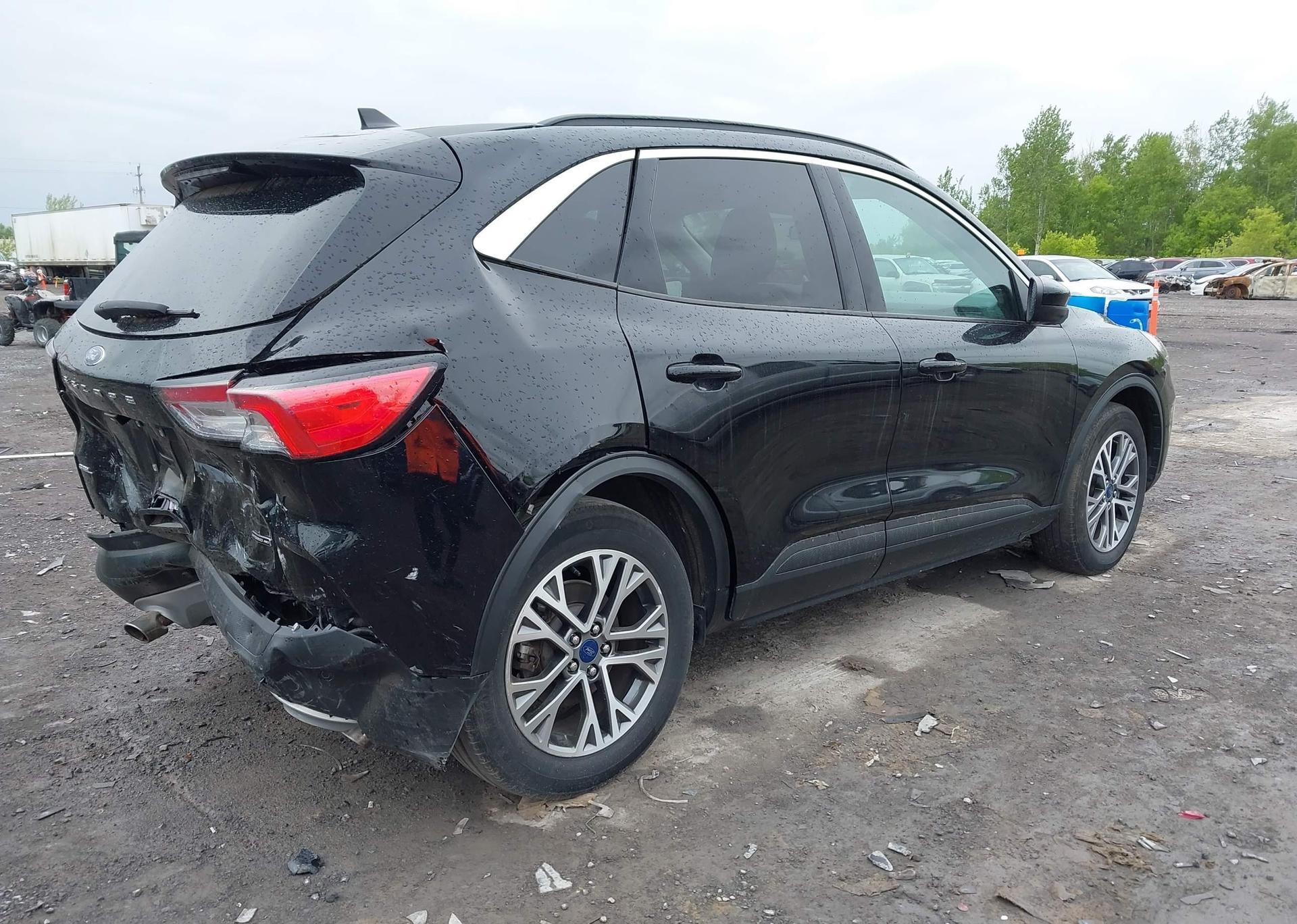 2022 FORD ESCAPE SEL