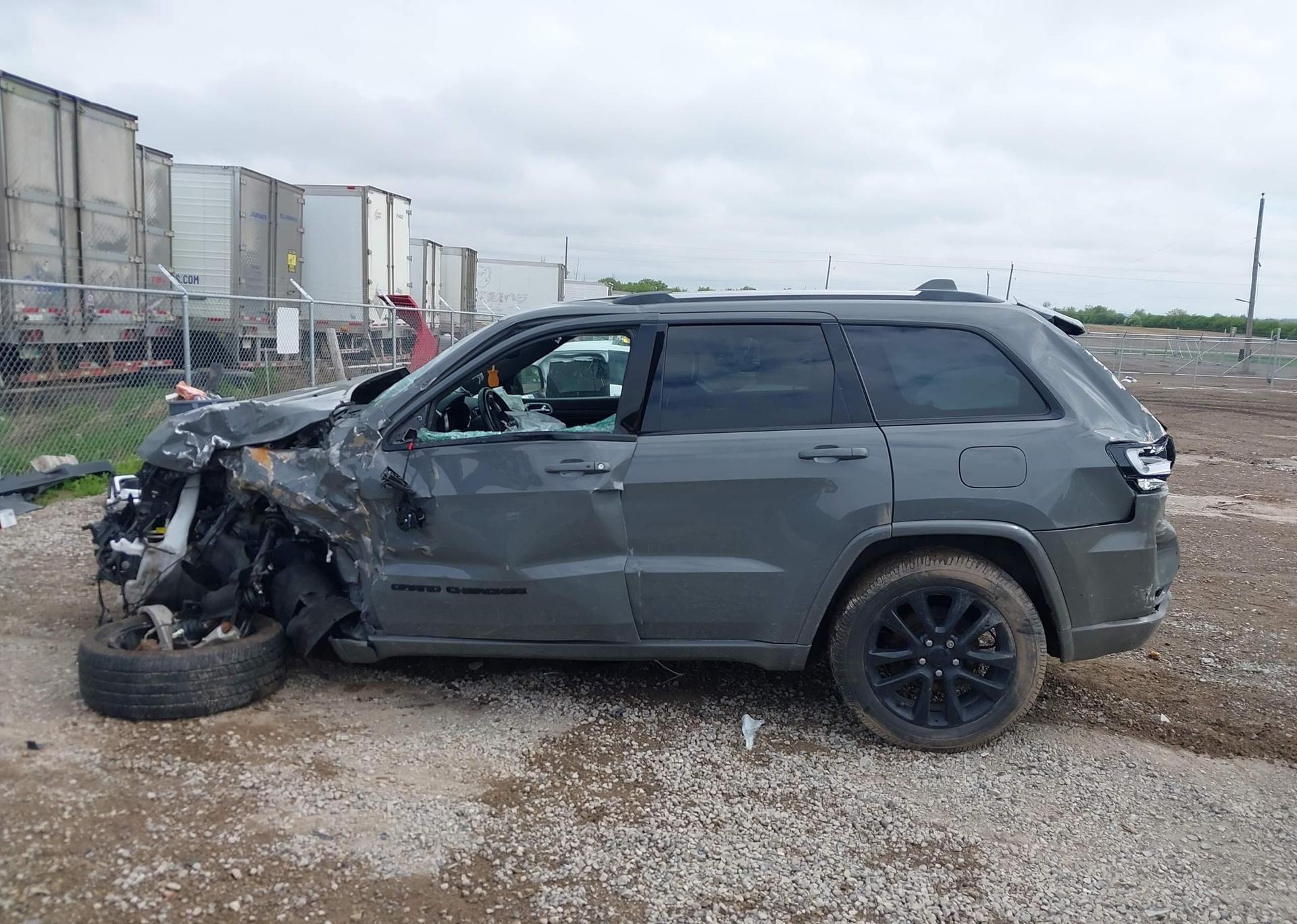 2020 JEEP GRAND CHEROKEE ALTITUDE