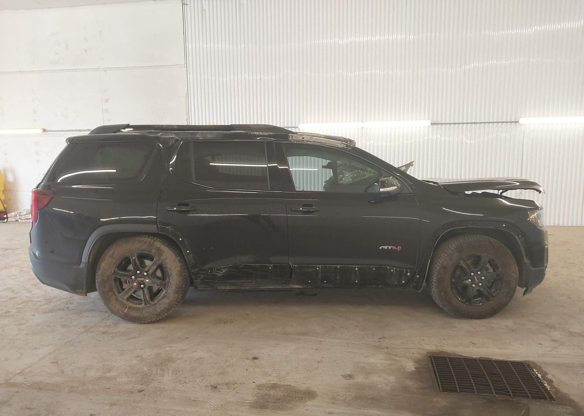 2023 GMC ACADIA