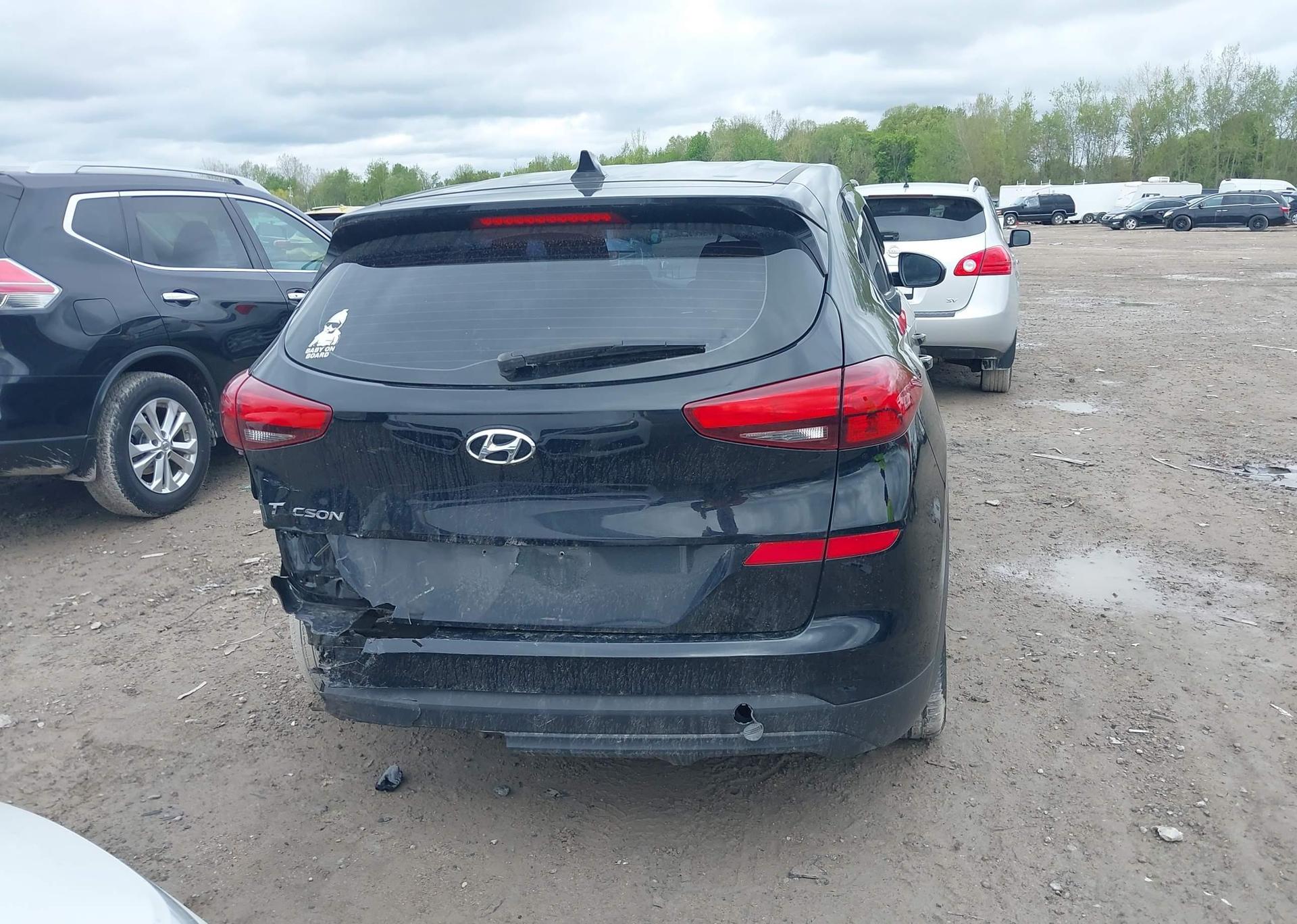 2019 HYUNDAI TUCSON SE