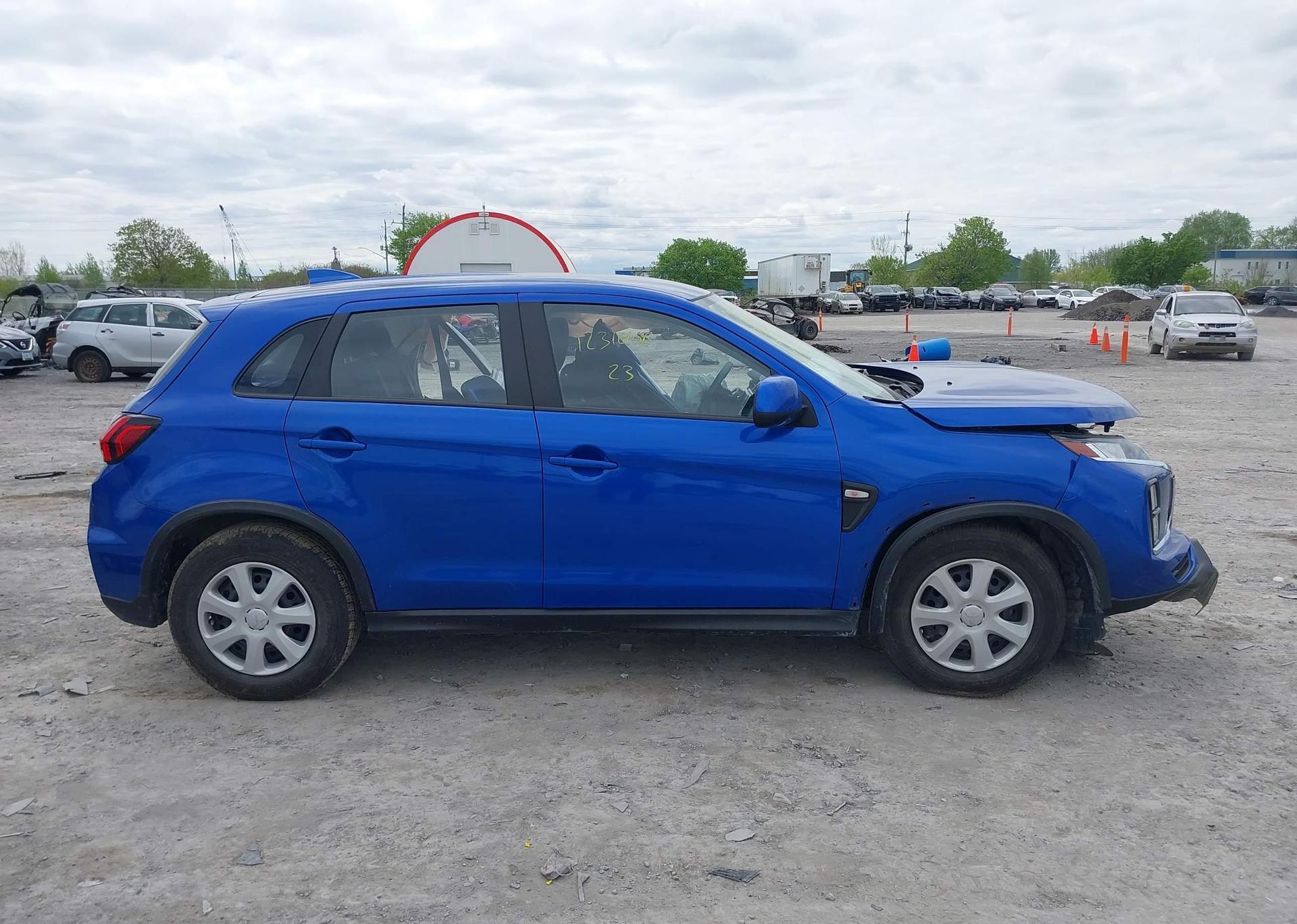 2023 MITSUBISHI RVR ES