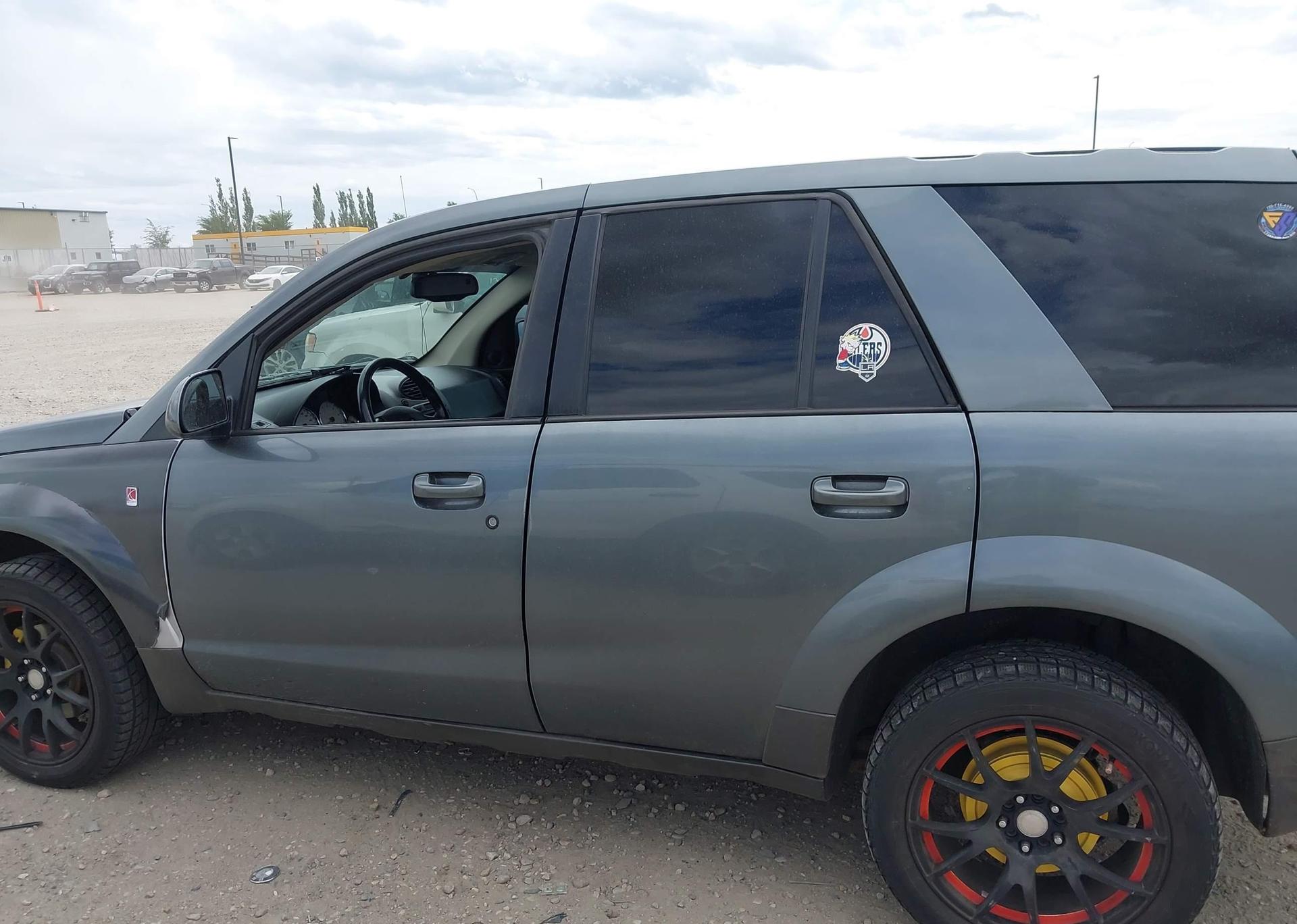 2005 SATURN VUE V6