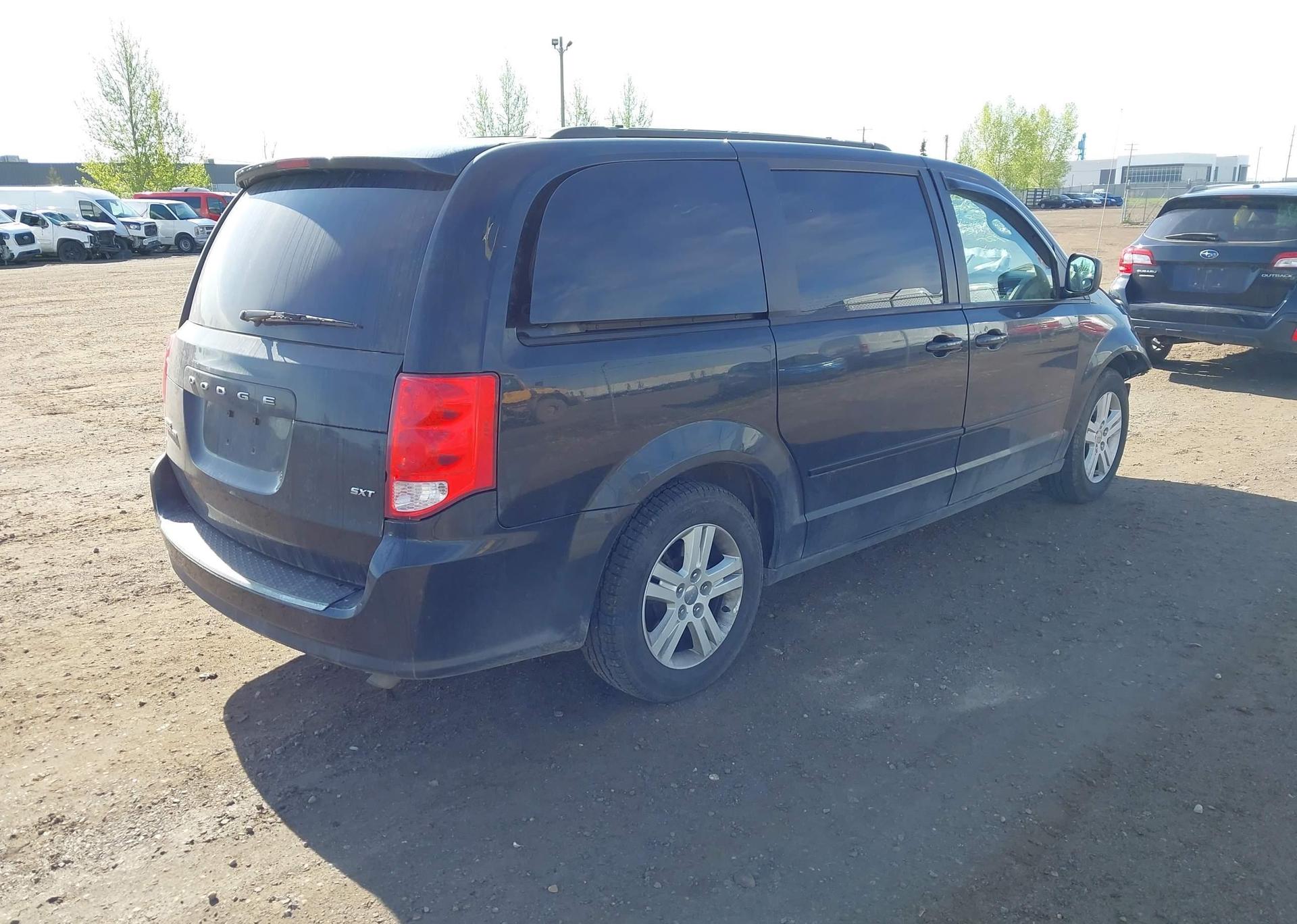 2017 DODGE GRAND CARAVAN SE
