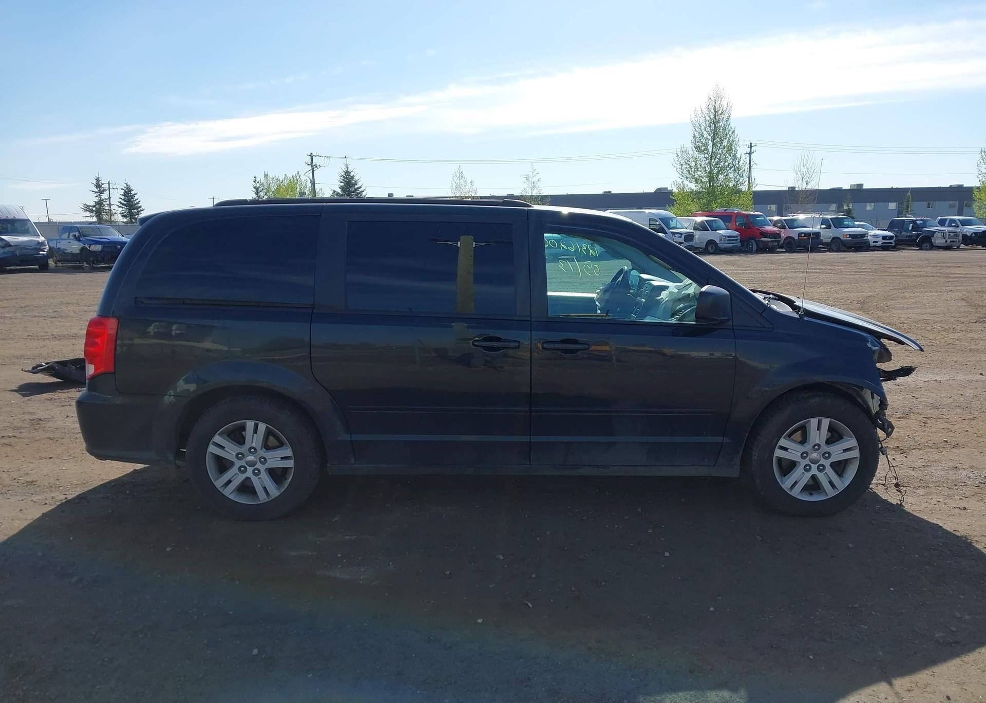 2017 DODGE GRAND CARAVAN SE