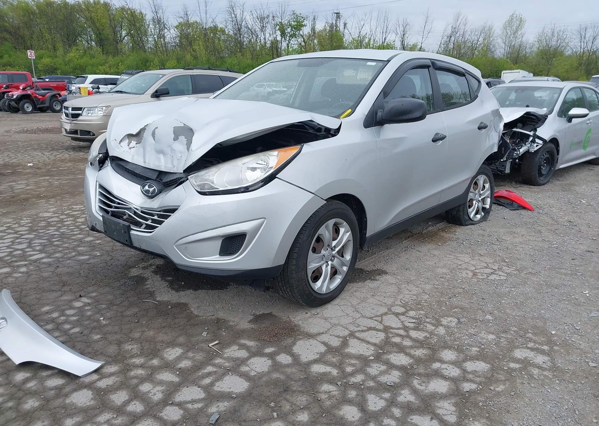2011 HYUNDAI TUCSON GL