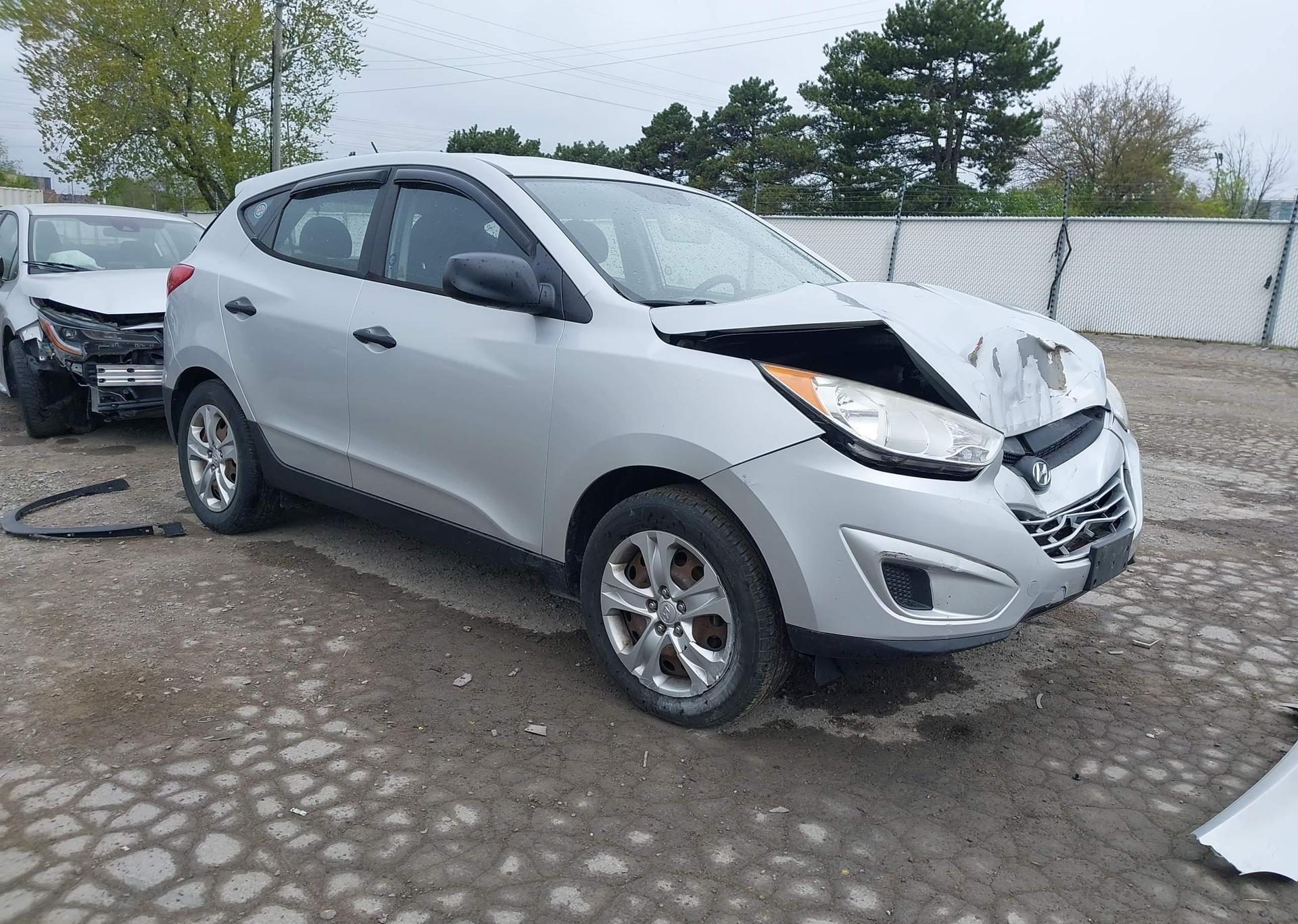 2011 HYUNDAI TUCSON GL