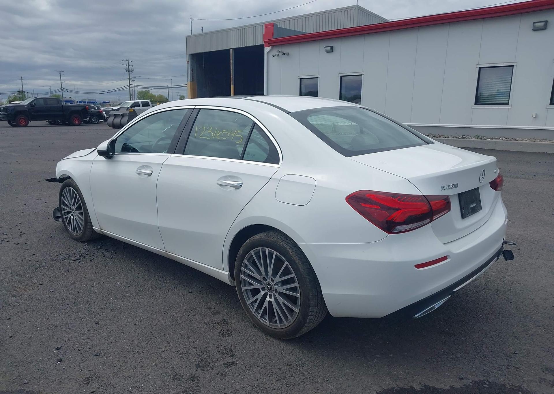 2022 MERCEDES-BENZ A 220 4MATIC