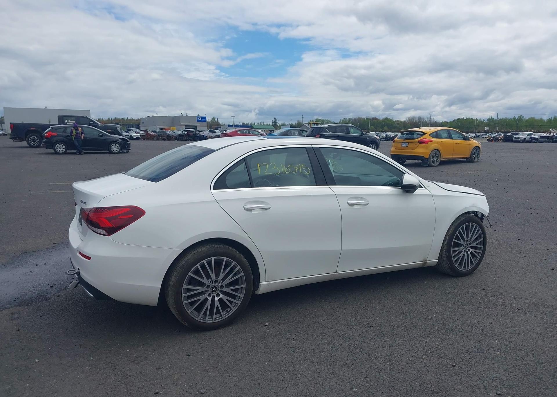 2022 MERCEDES-BENZ A 220 4MATIC