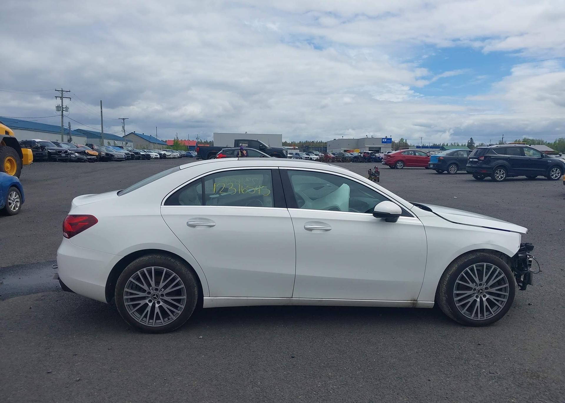 2022 MERCEDES-BENZ A 220 4MATIC