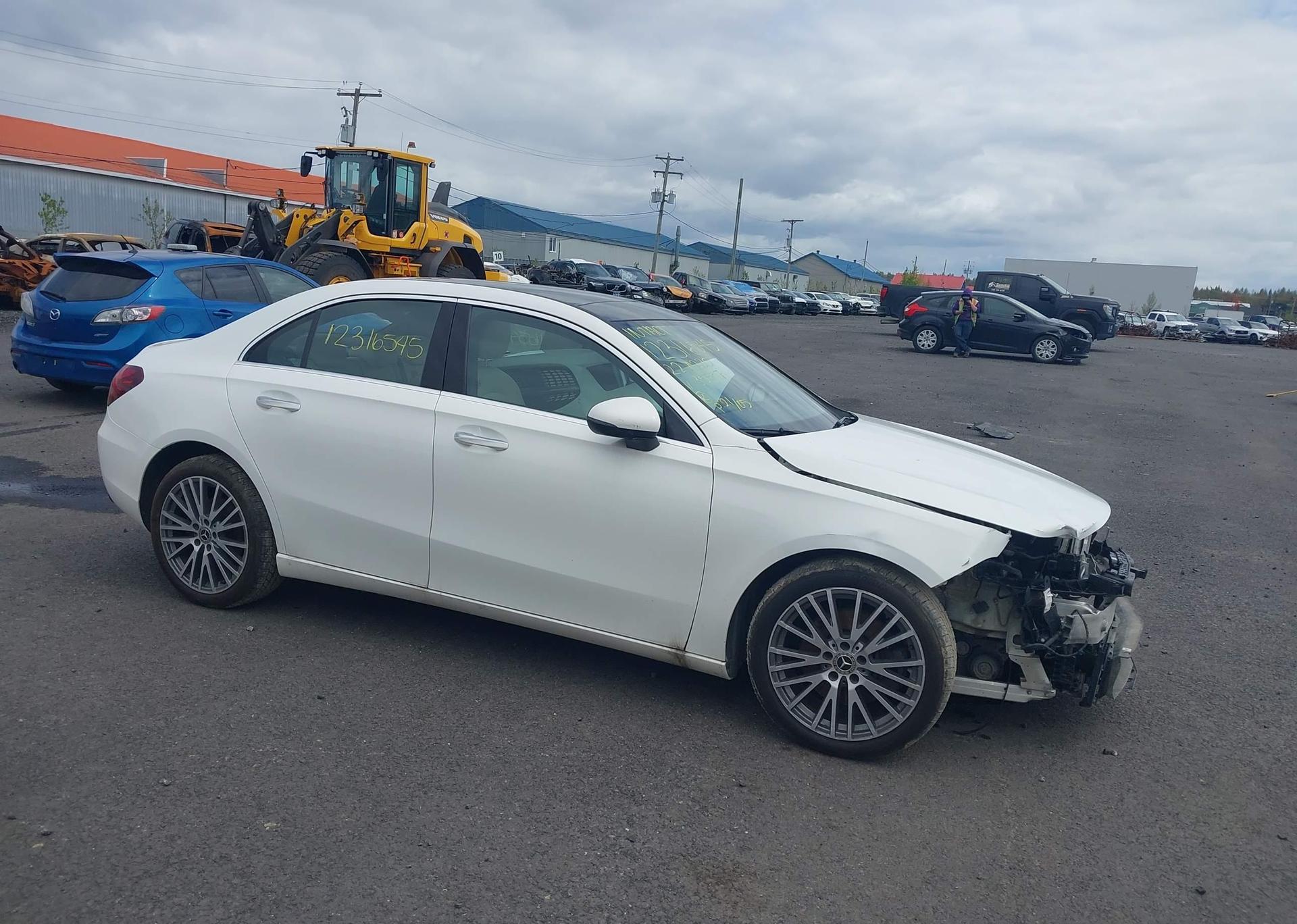 2022 MERCEDES-BENZ A 220 4MATIC