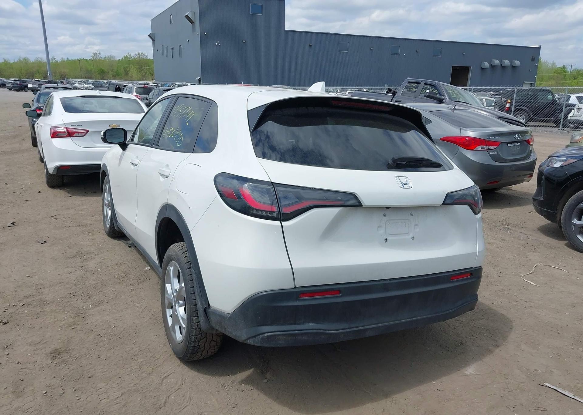 2023 HONDA HR-V LX