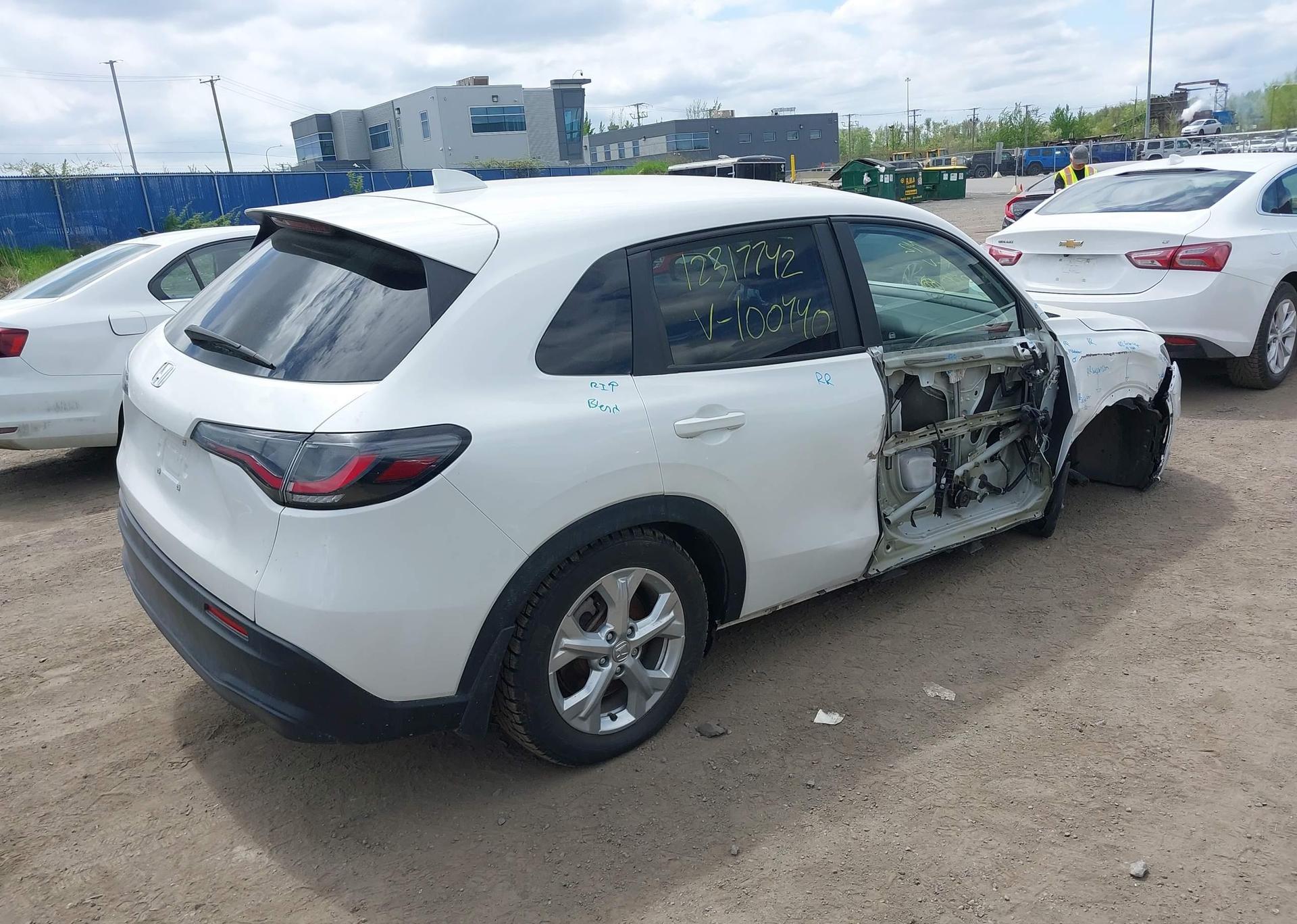 2023 HONDA HR-V LX