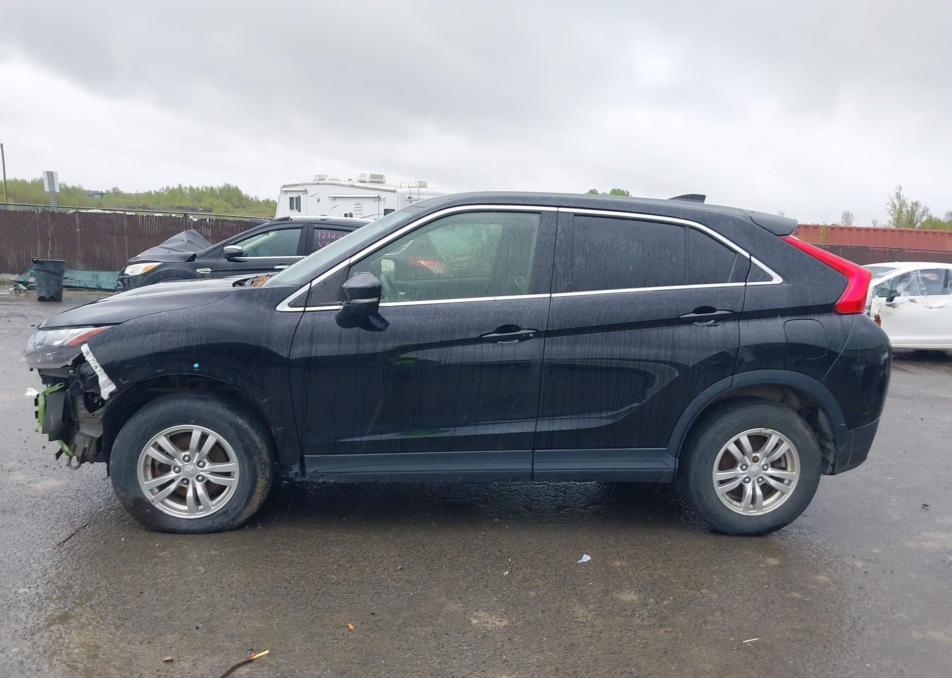 2018 MITSUBISHI ECLIPSE CROSS LE
