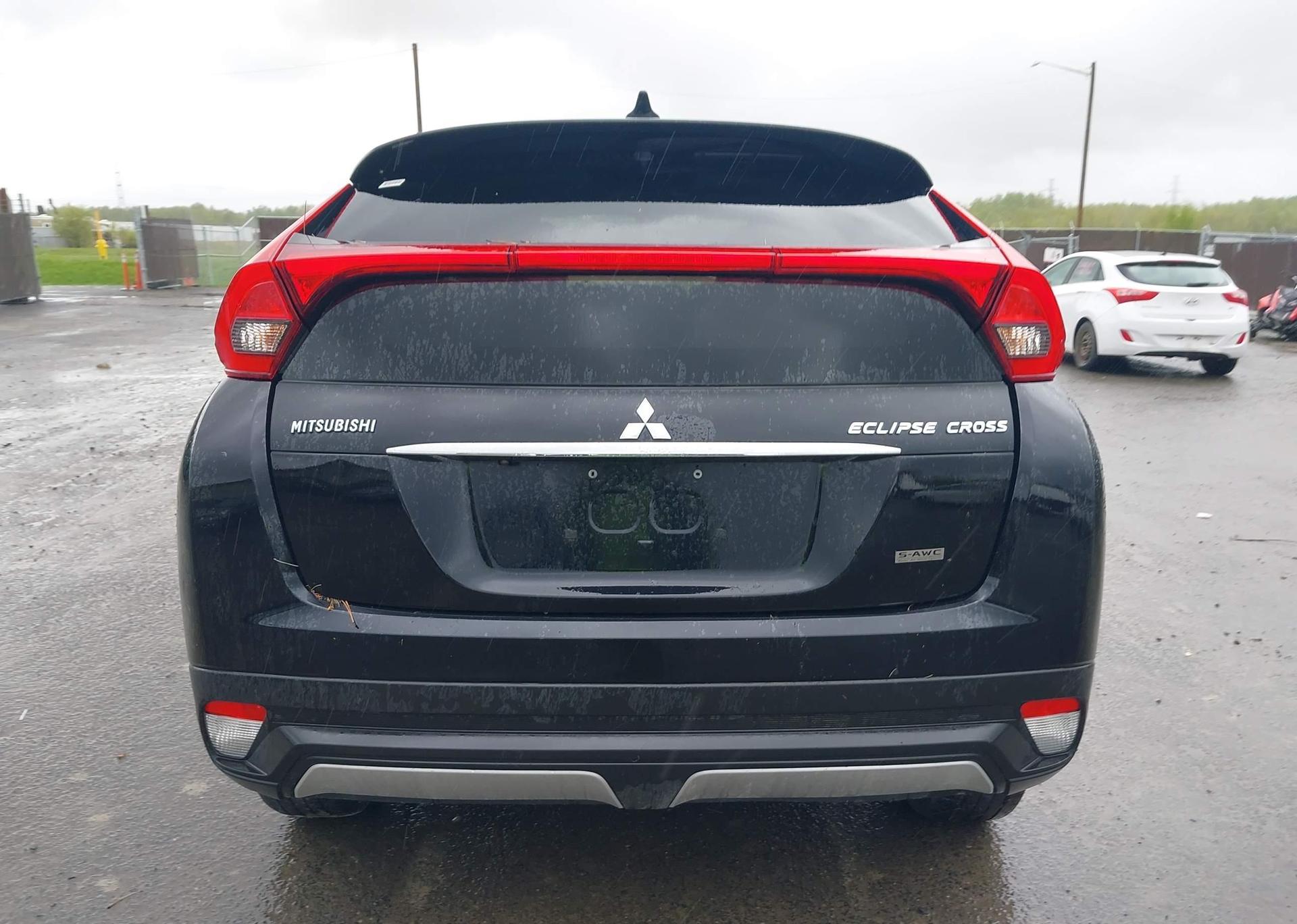 2018 MITSUBISHI ECLIPSE CROSS LE