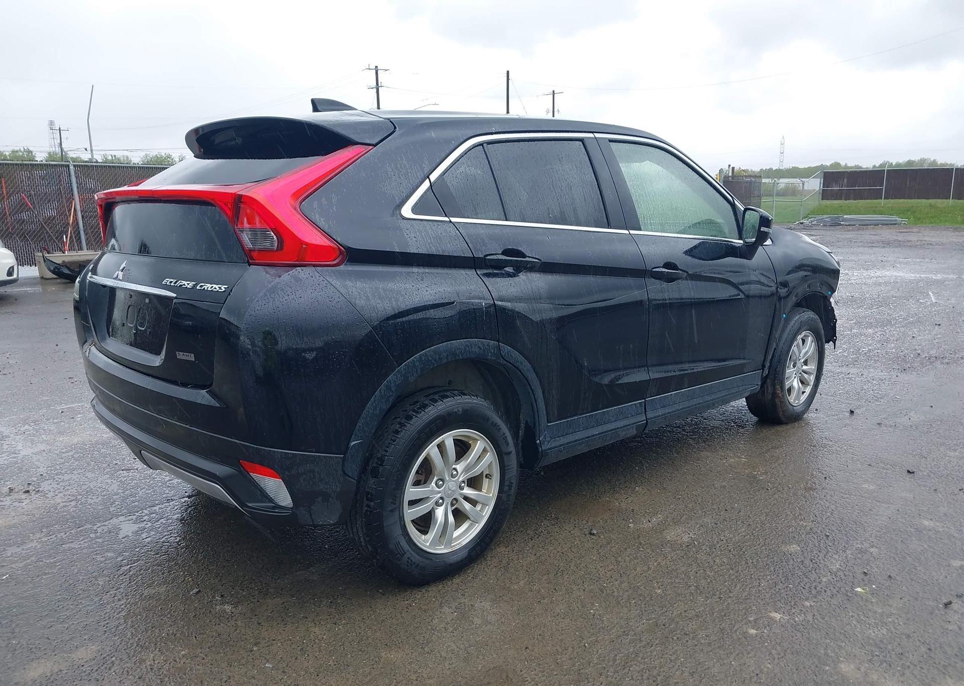 2018 MITSUBISHI ECLIPSE CROSS LE