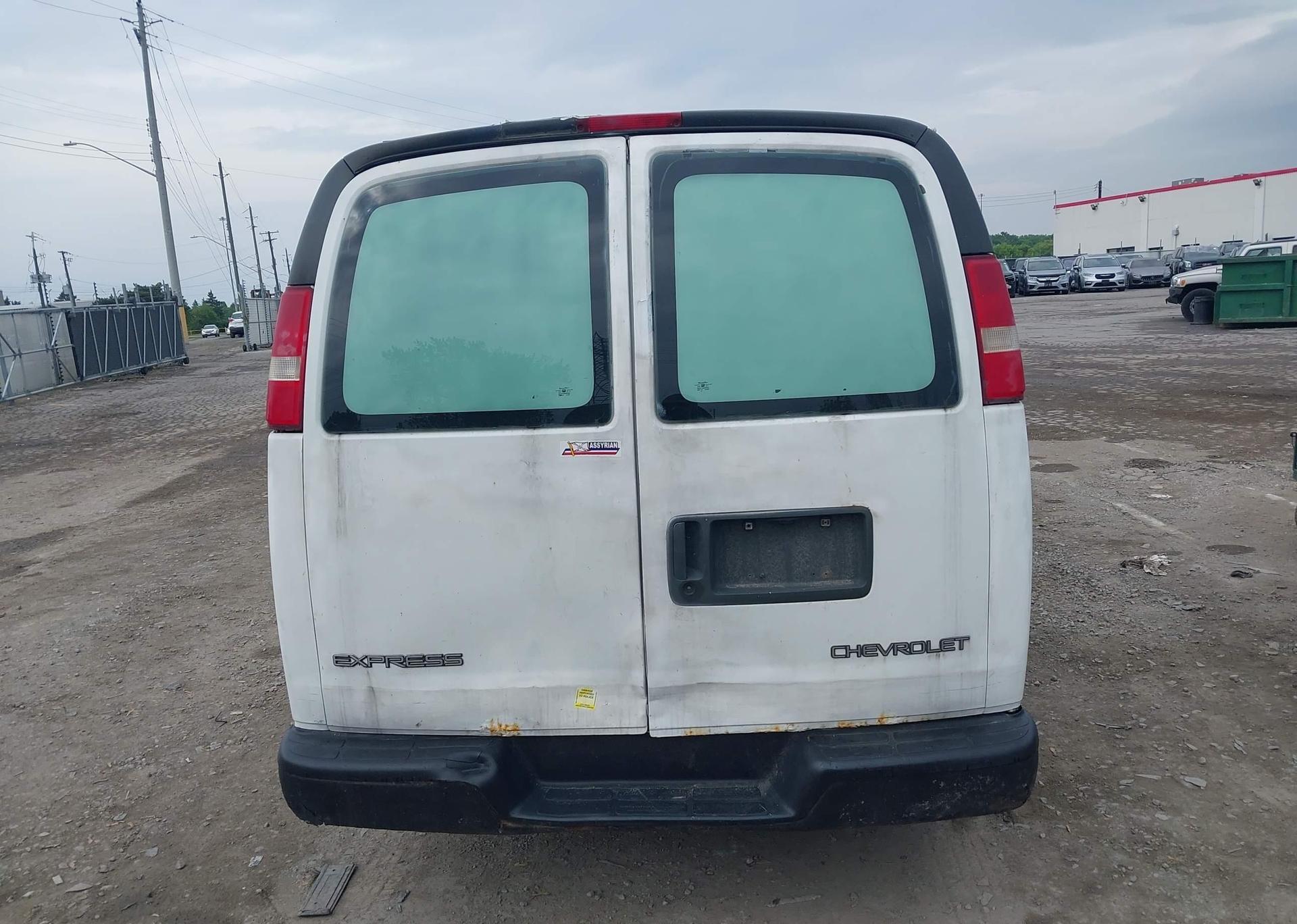 2004 CHEVROLET EXPRESS G2500