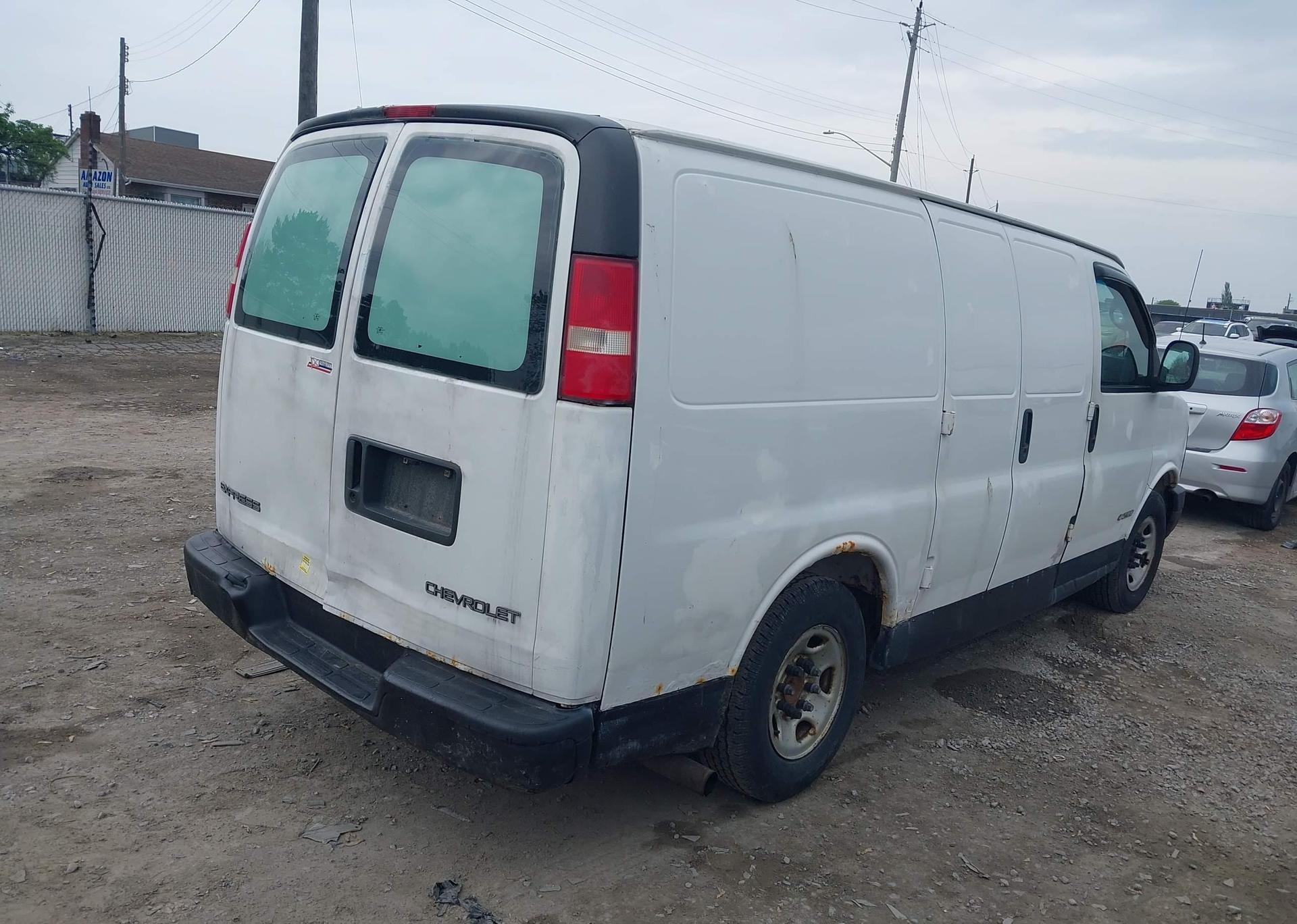 2004 CHEVROLET EXPRESS G2500