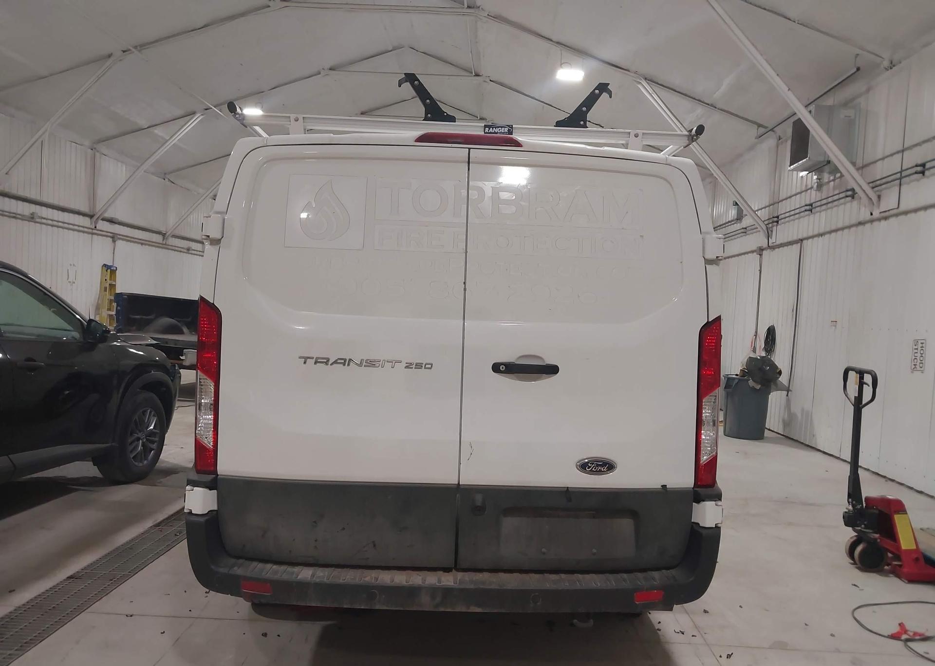 2023 FORD TRANSIT-250 CARGO
