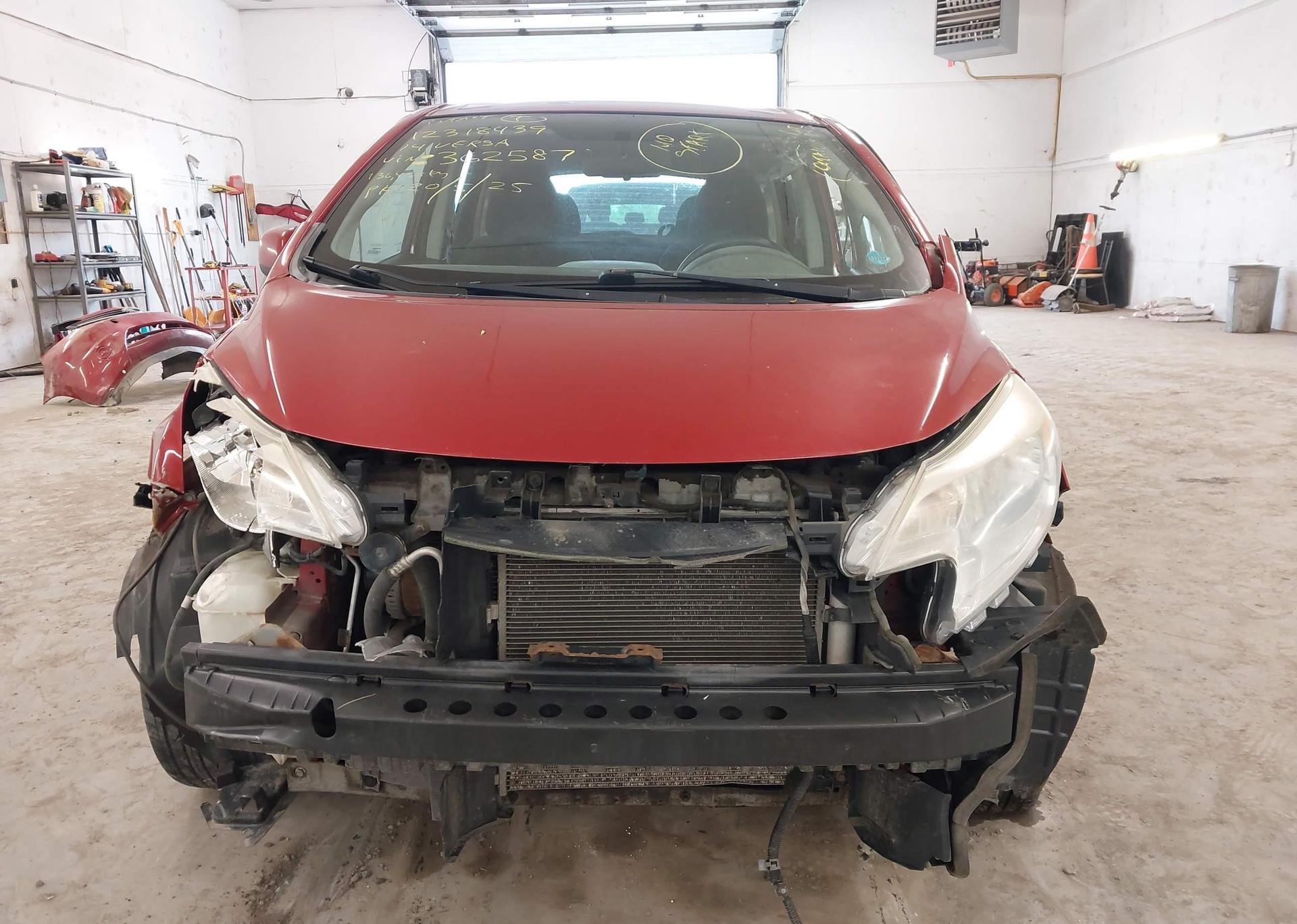 2014 NISSAN VERSA