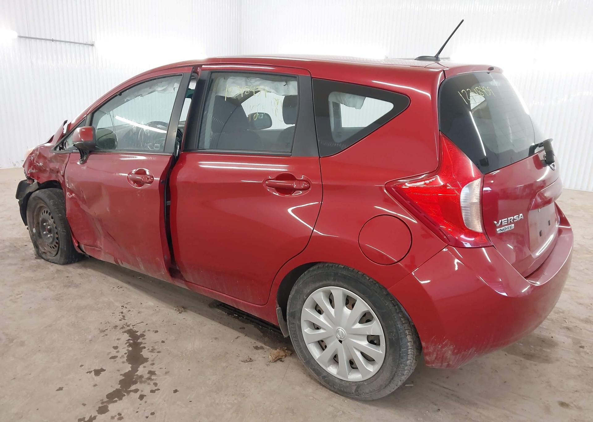 2014 NISSAN VERSA