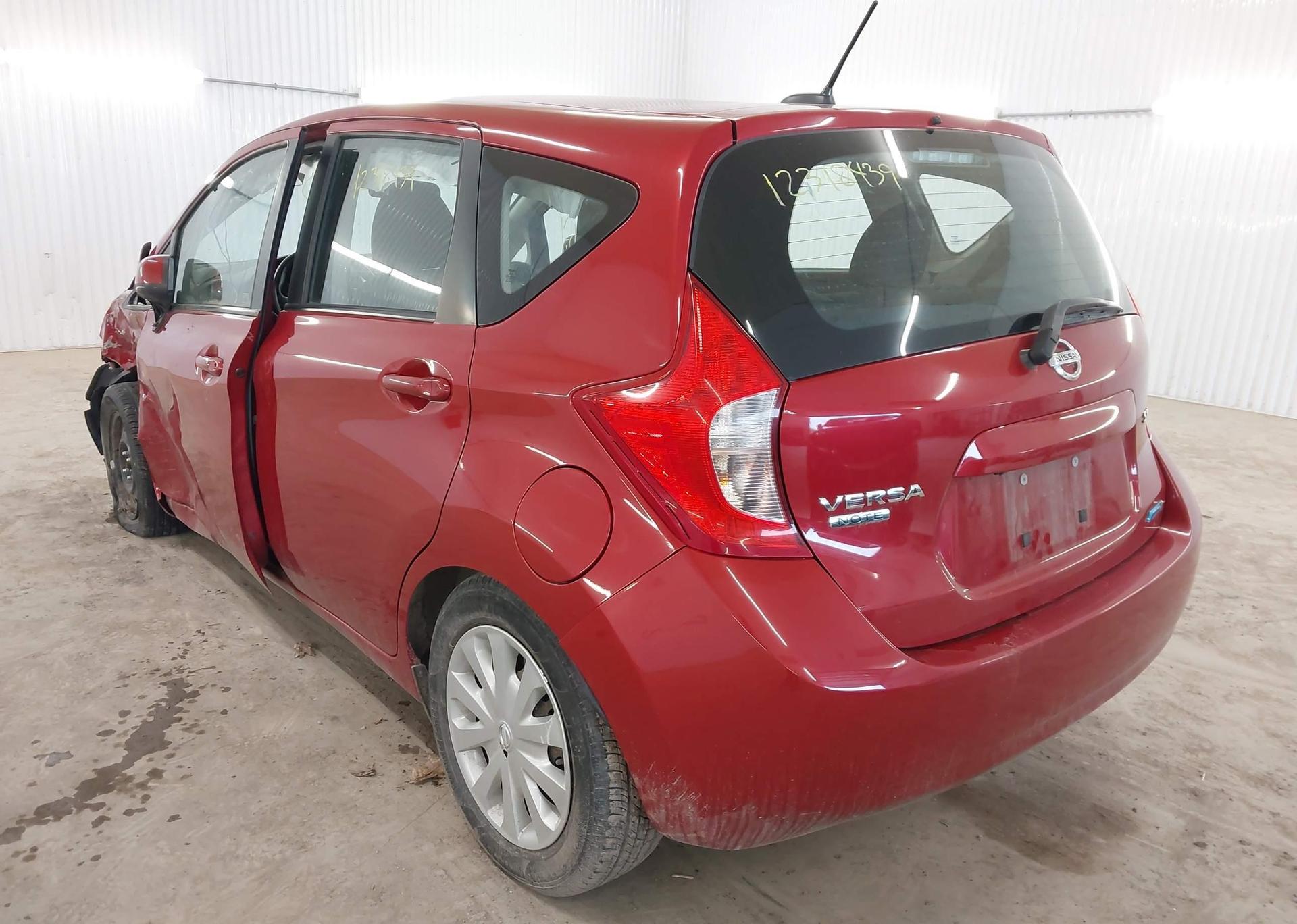 2014 NISSAN VERSA