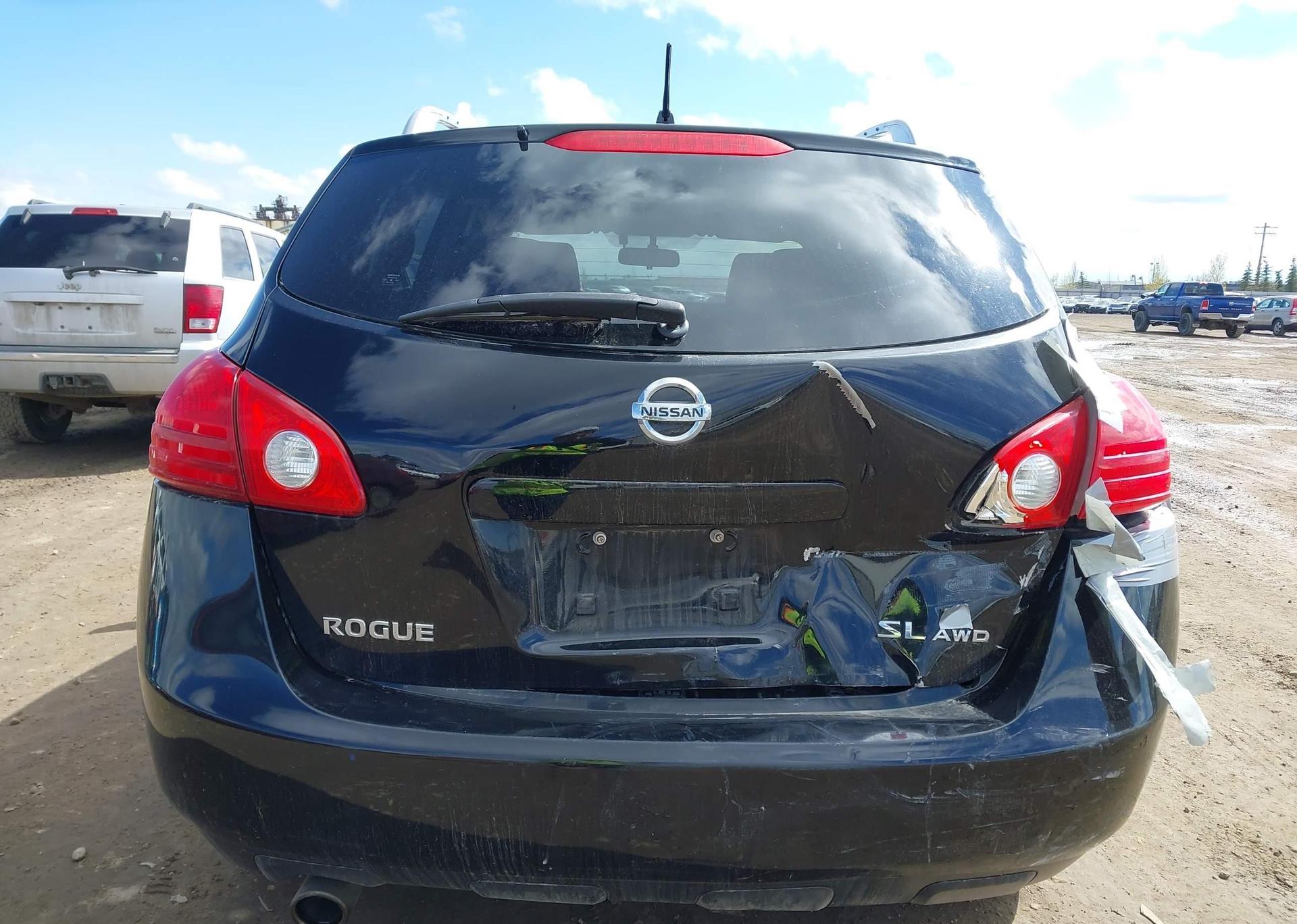 2010 NISSAN ROGUE S