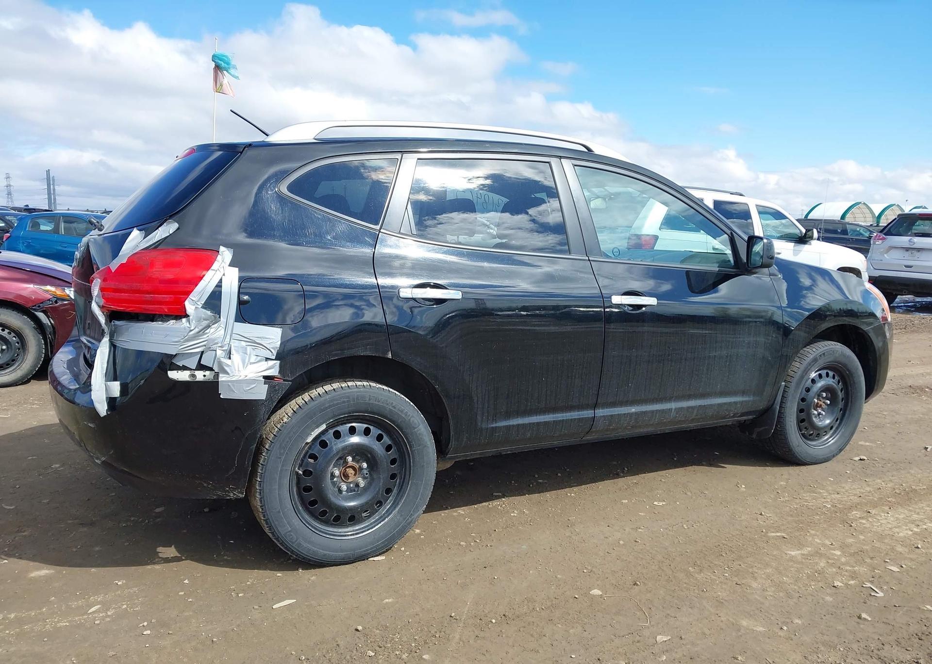 2010 NISSAN ROGUE S