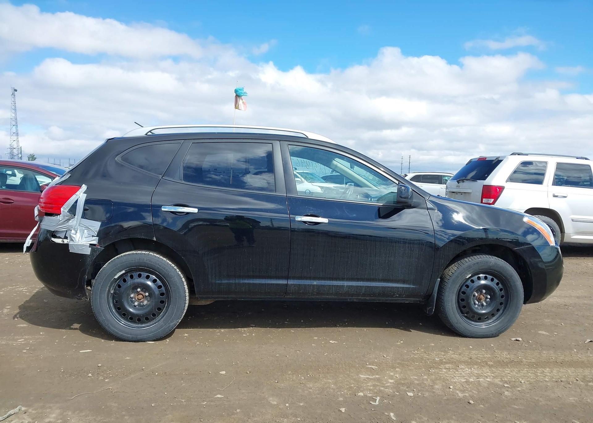 2010 NISSAN ROGUE S