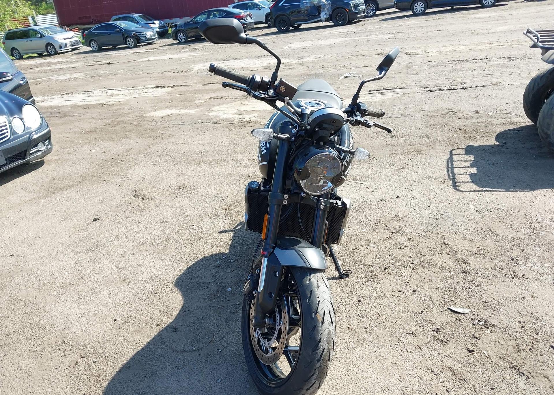 2022 TRIUMPH MOTORCYCLE TRIDENT 660