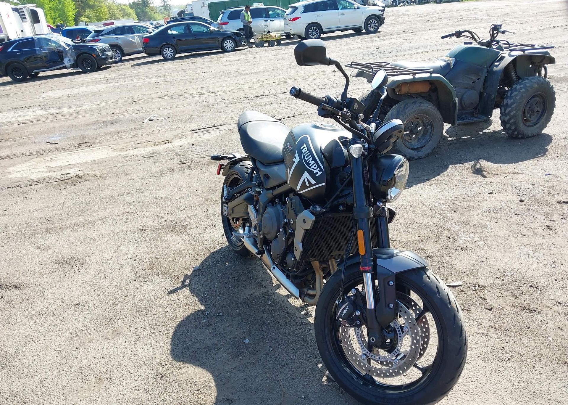 2022 TRIUMPH MOTORCYCLE TRIDENT 660