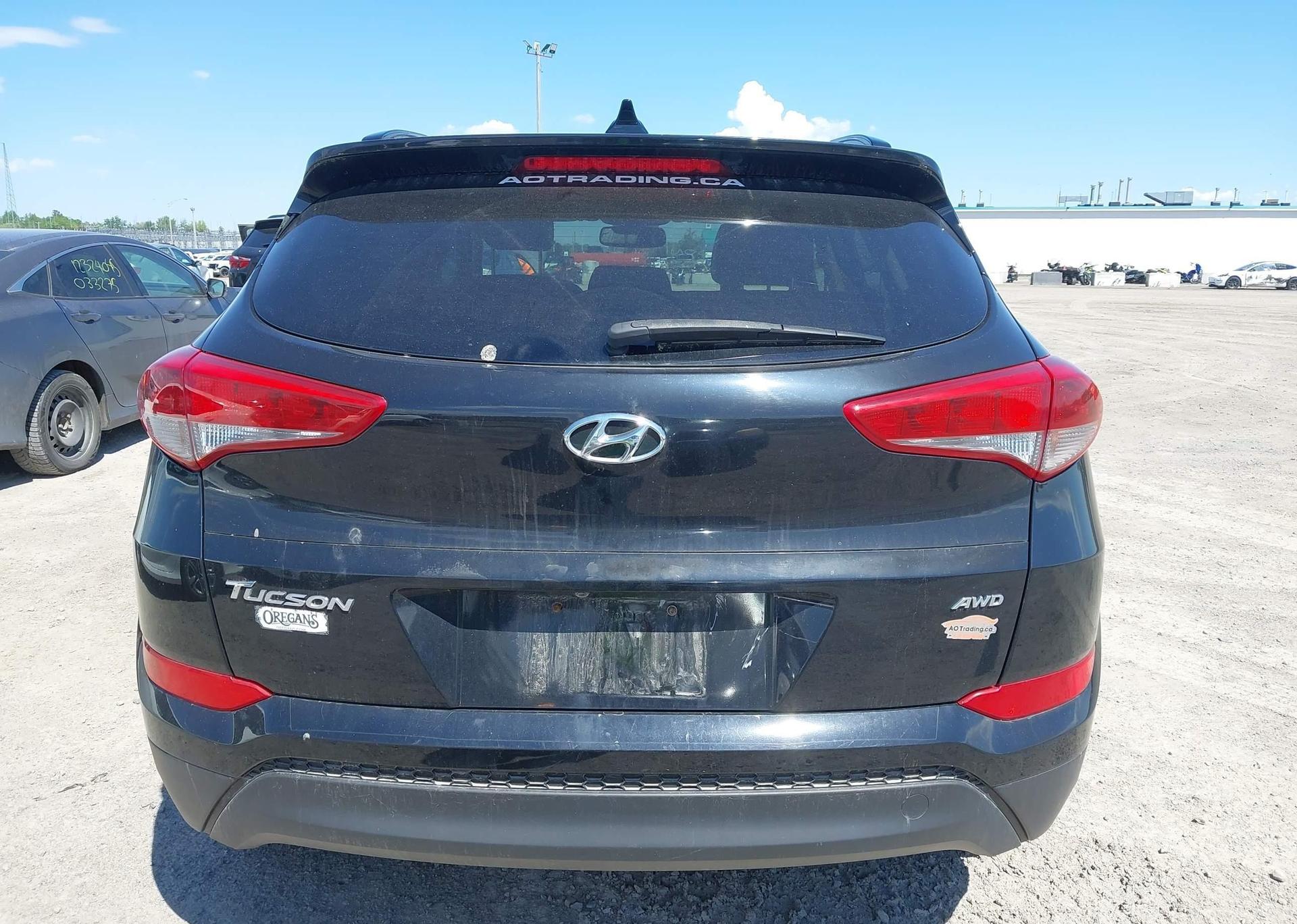 2016 HYUNDAI TUCSON
