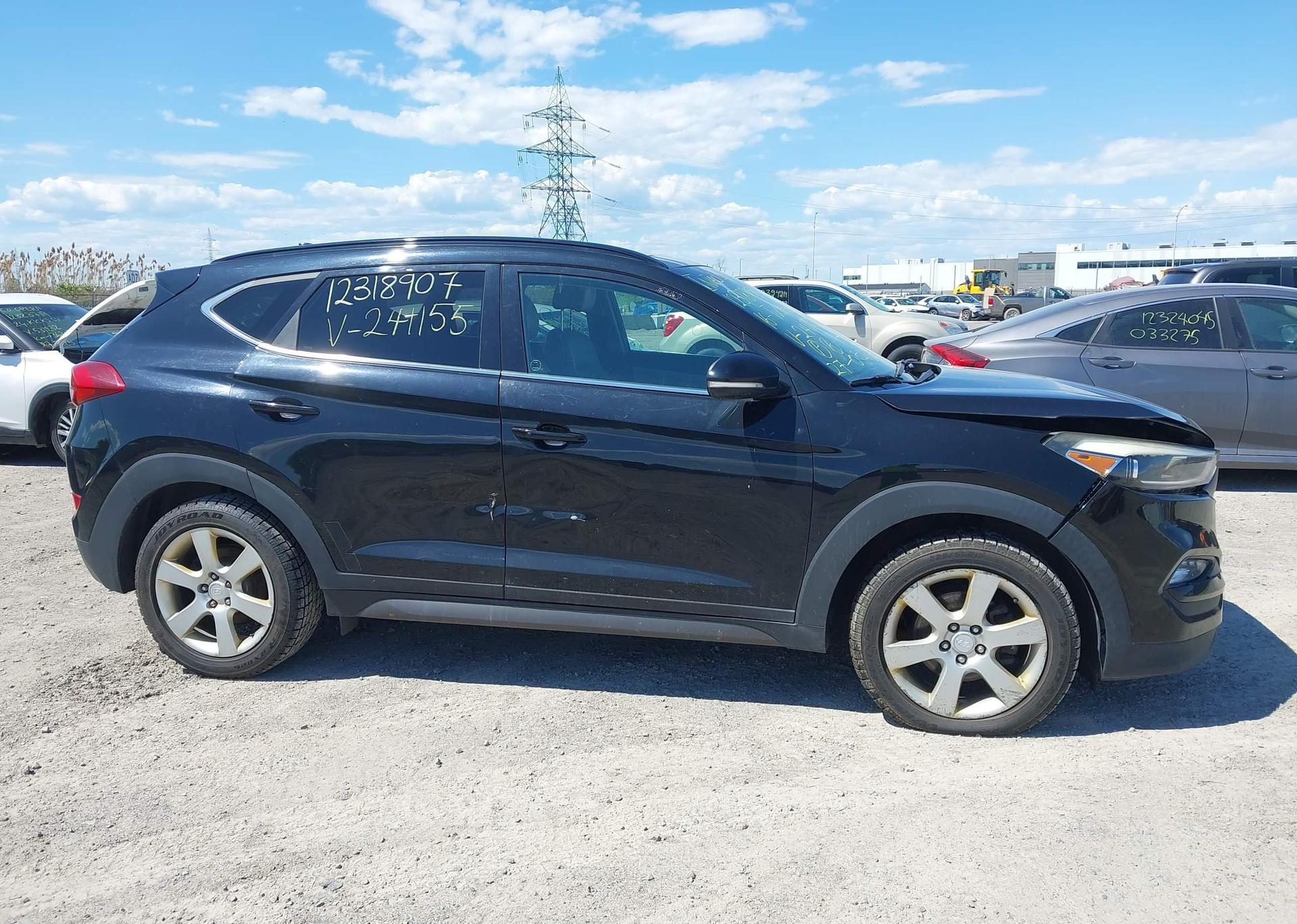 2016 HYUNDAI TUCSON